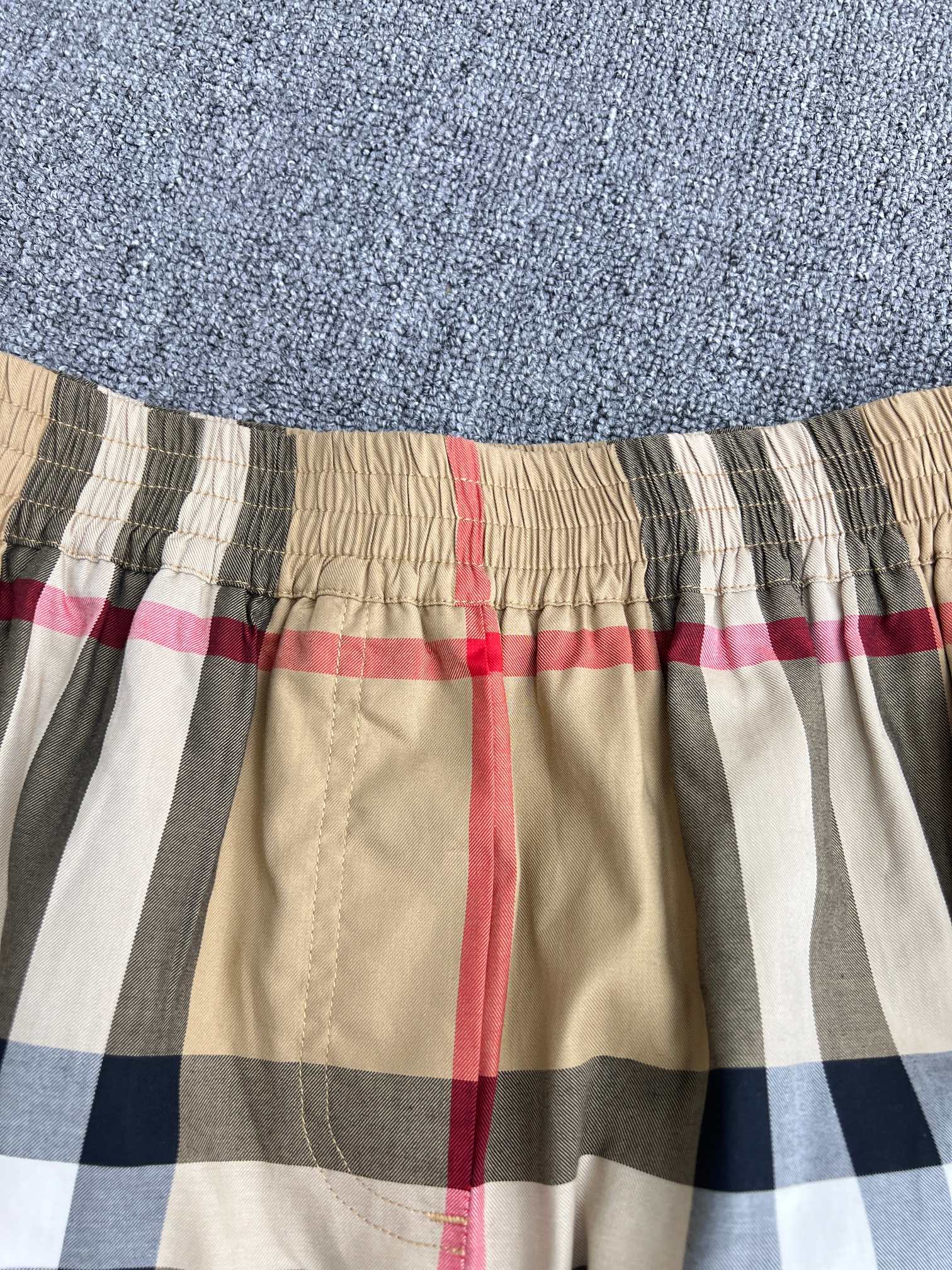 Burberry Check Cotton Trousers in Archive beige（80711011）