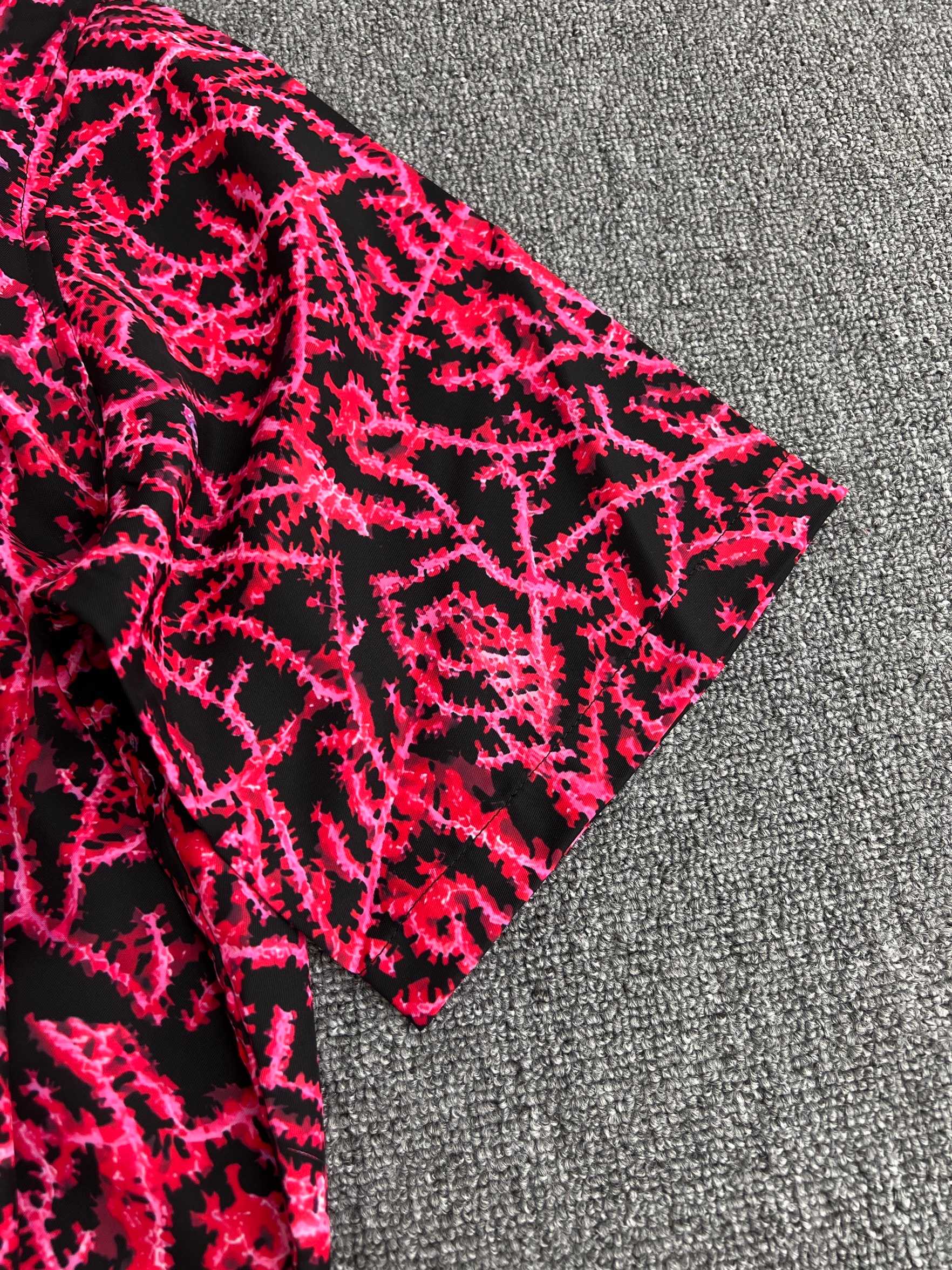 DIOR Italic short sleeve shirt（483C568B6077-C970）