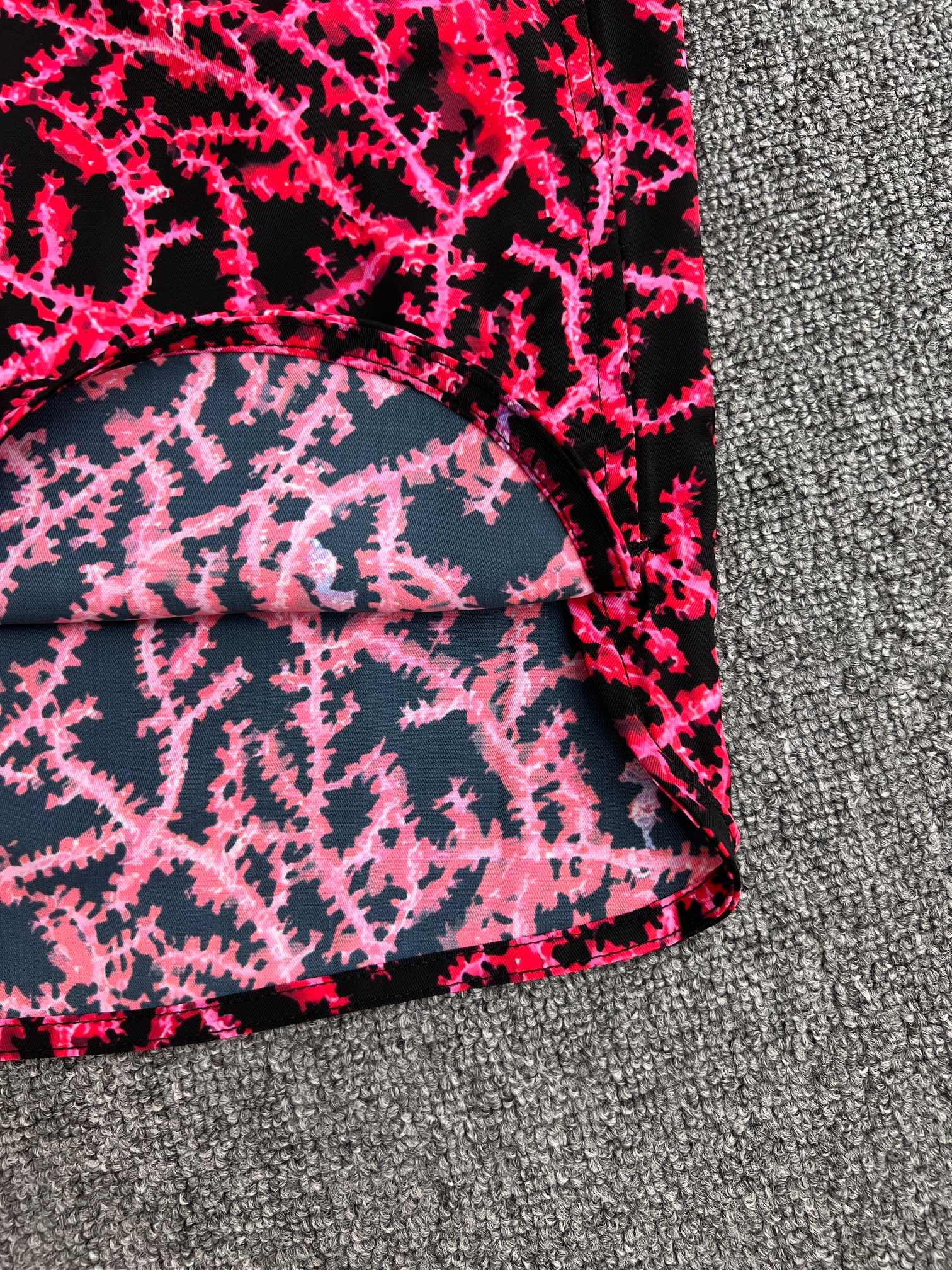 DIOR Italic Shorts（483C102B6077-C970）