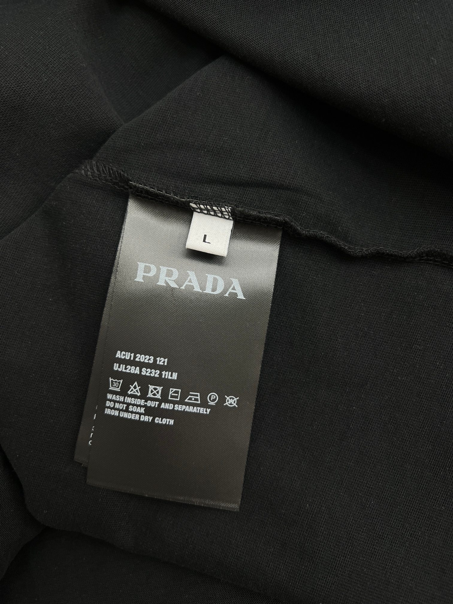 Prada Cotton Tank Top With Enameled Metal Triangle Logo (UJT109-11ZM-F0002-S-222）