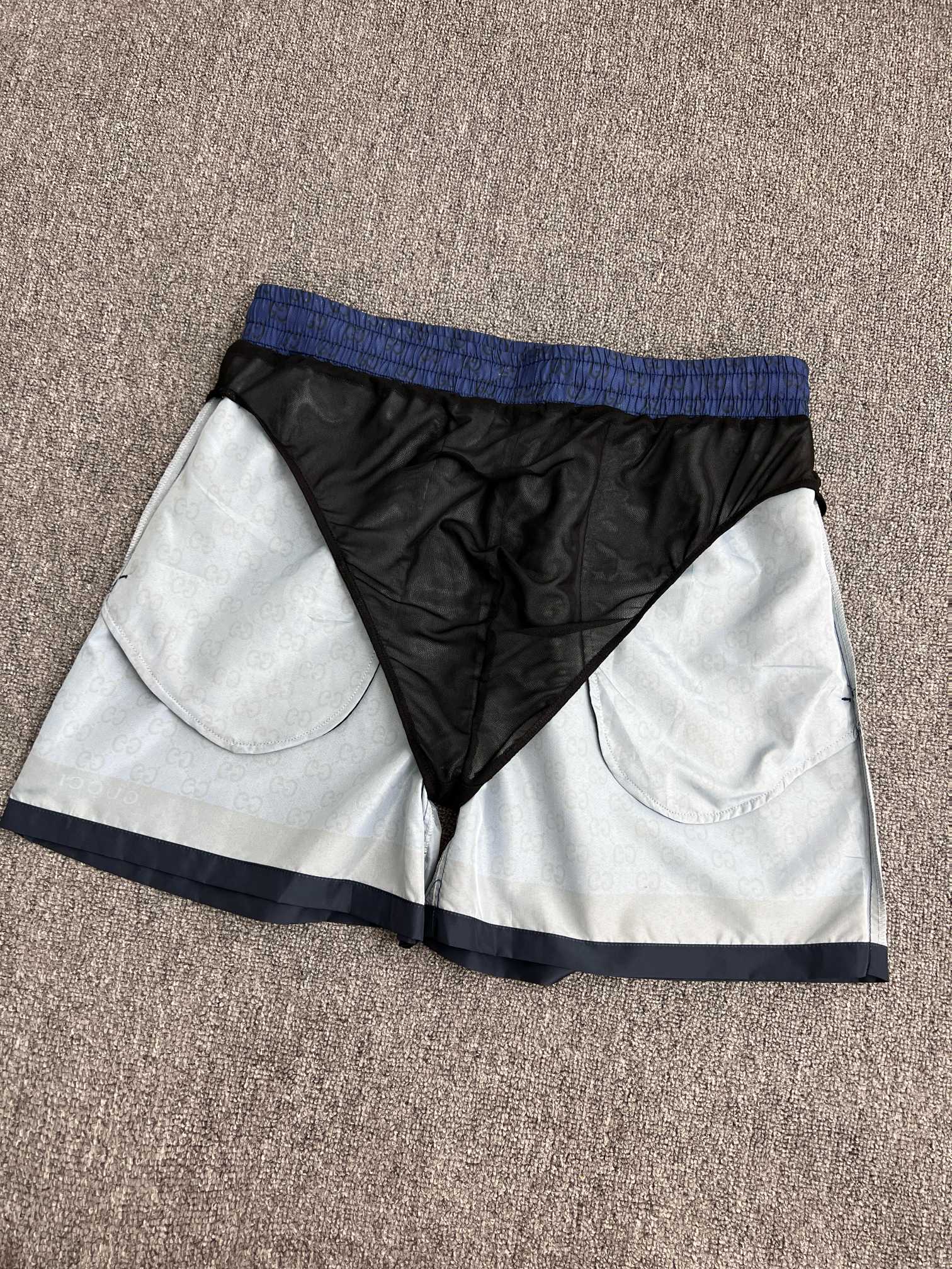 GUCCI Printed technical poplin swim shorts in navy （833310-XHAKR-4139）