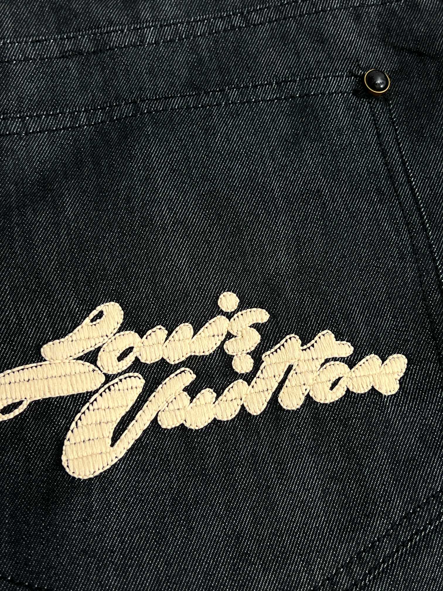 Louis Vuitton Chambray Shorts（1AHVC4）