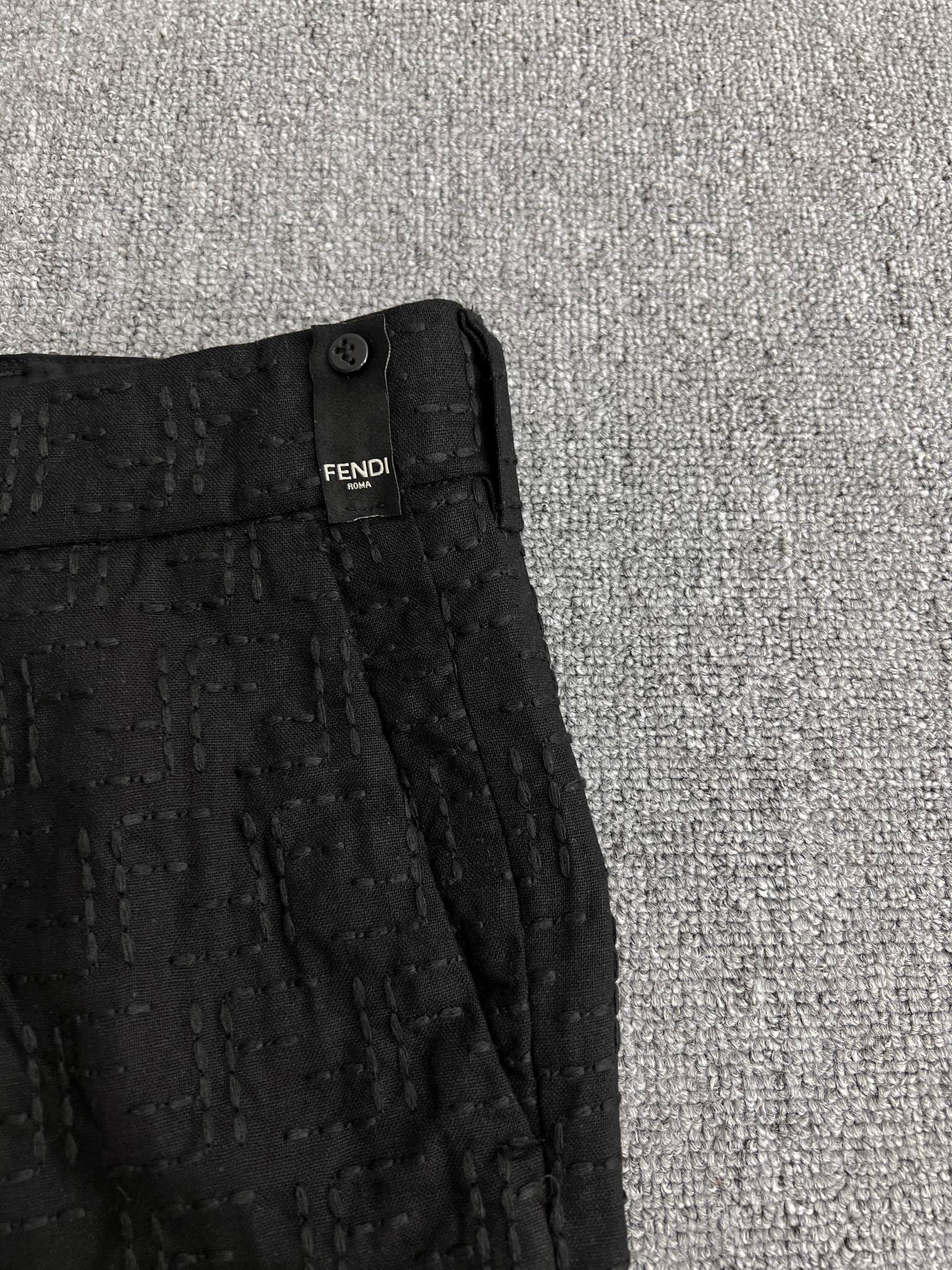 FENDI Bermudas Linen Beige（FB0821AU6YF0B9Y）