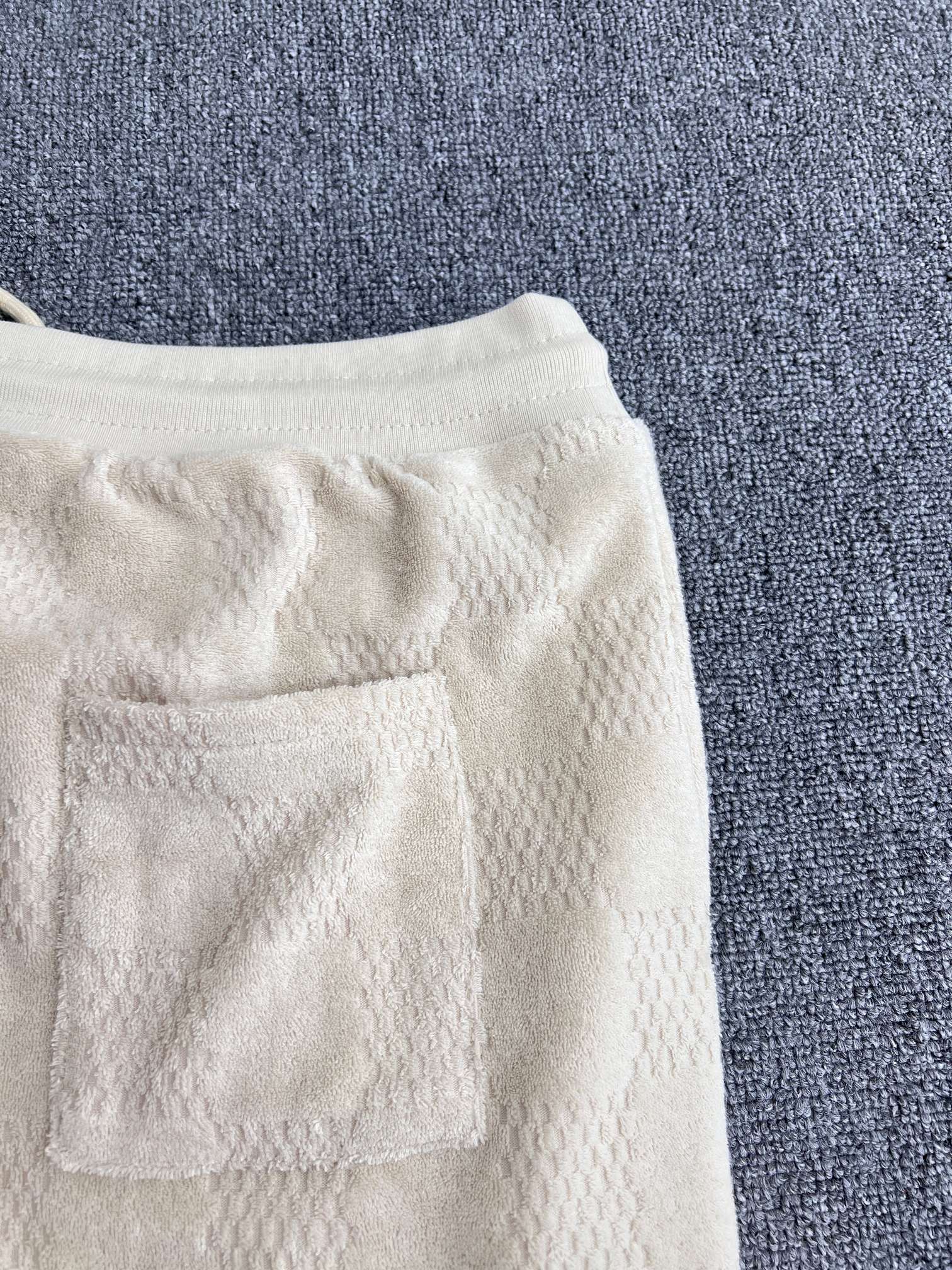 Louis Vuitton Damier French Terry Shorts（1AHUVK）