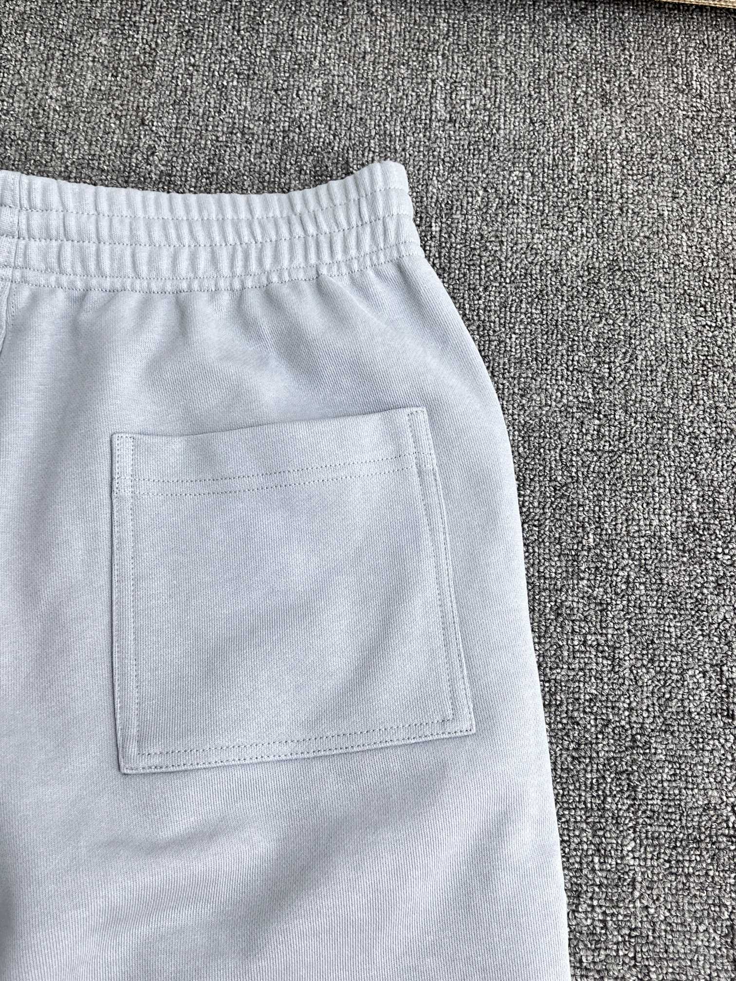 BURBERRY Knight's Seal Cotton Shorts（81104951）