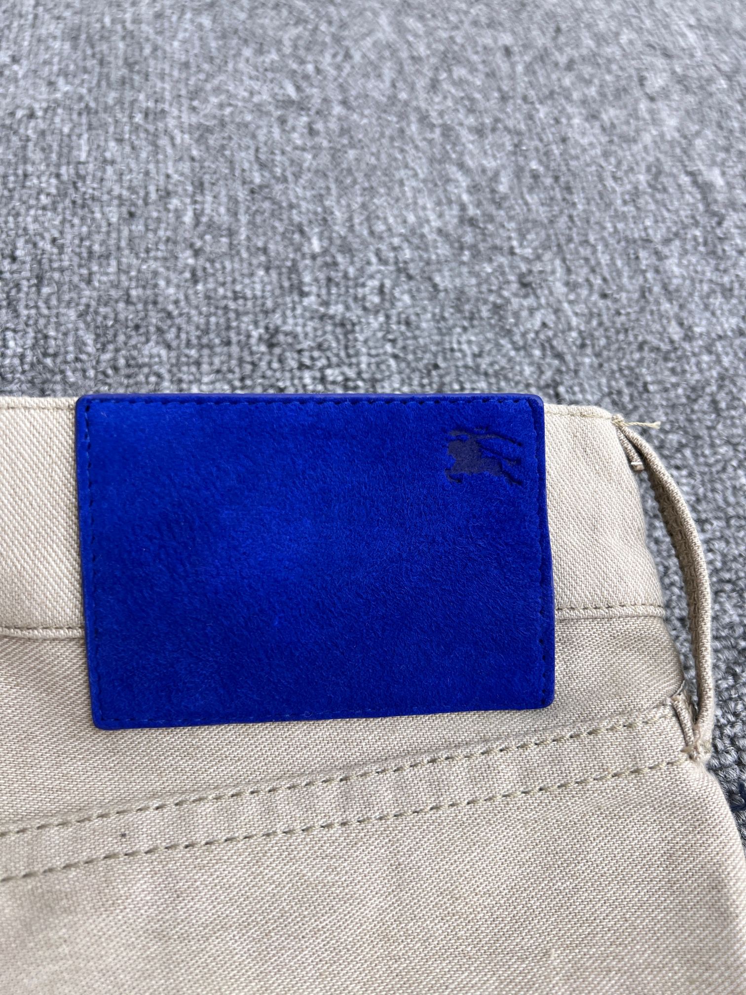 BURBERRY EKD Denim Shorts in Rubble（81055501）