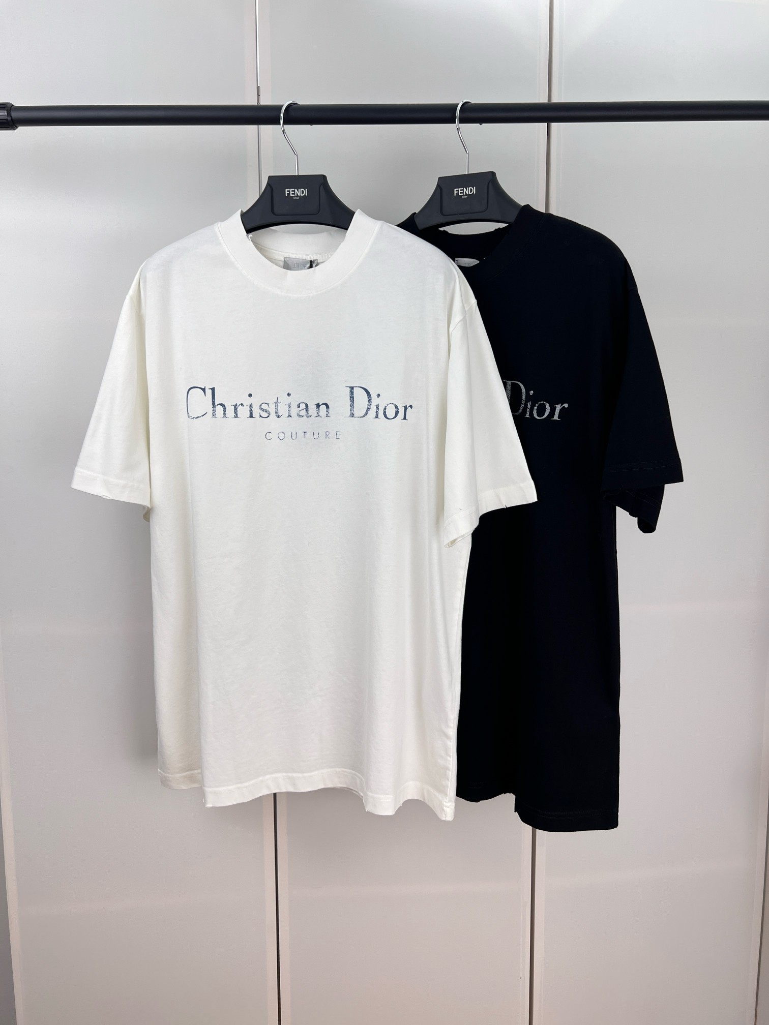DIOR T Shirts（593J696X0677-C980）