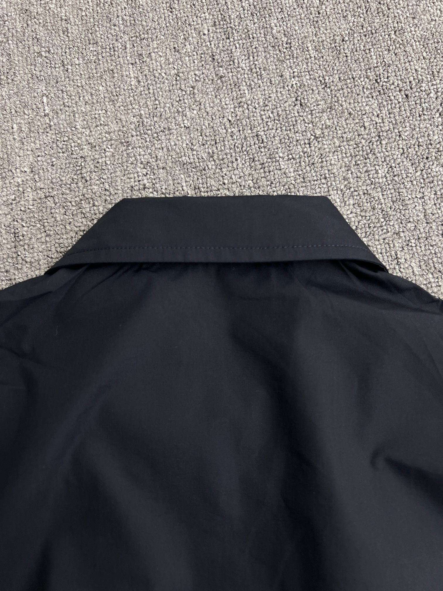 PRADA Short sleeved Zip Shirt (SC781-1480-F0216-S-OOO）