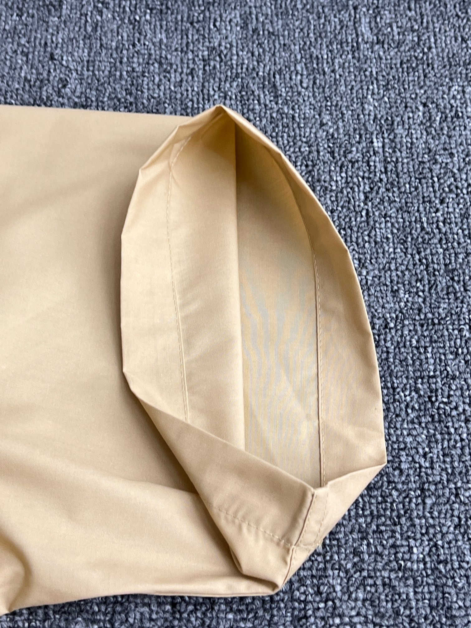 PRADA Short sleeved Zip Shirt (SC781-1480-F0216-S-OOO）