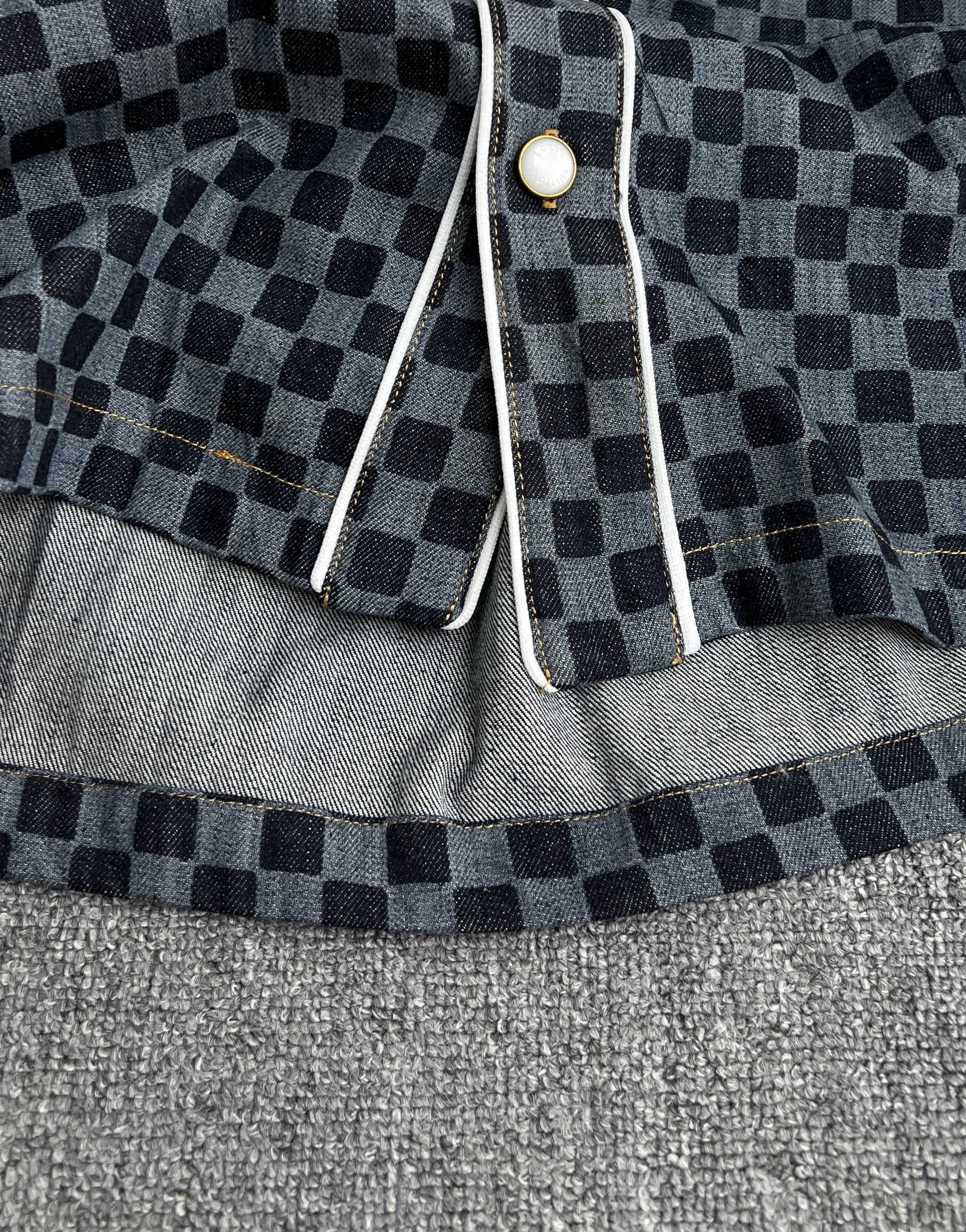 Louis Vuitton Damier Denim Baseball Shirt（1AIMJG）