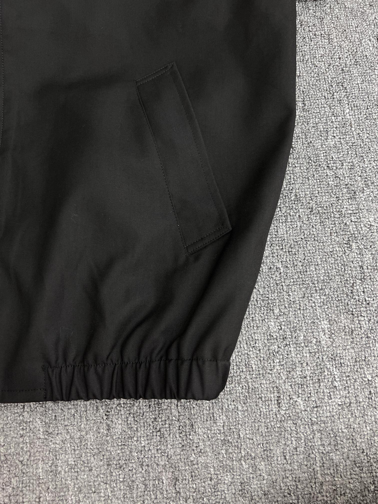 CELINE Blouson in Cotton and Wool Gabardine (RV0RV777S-07MR）