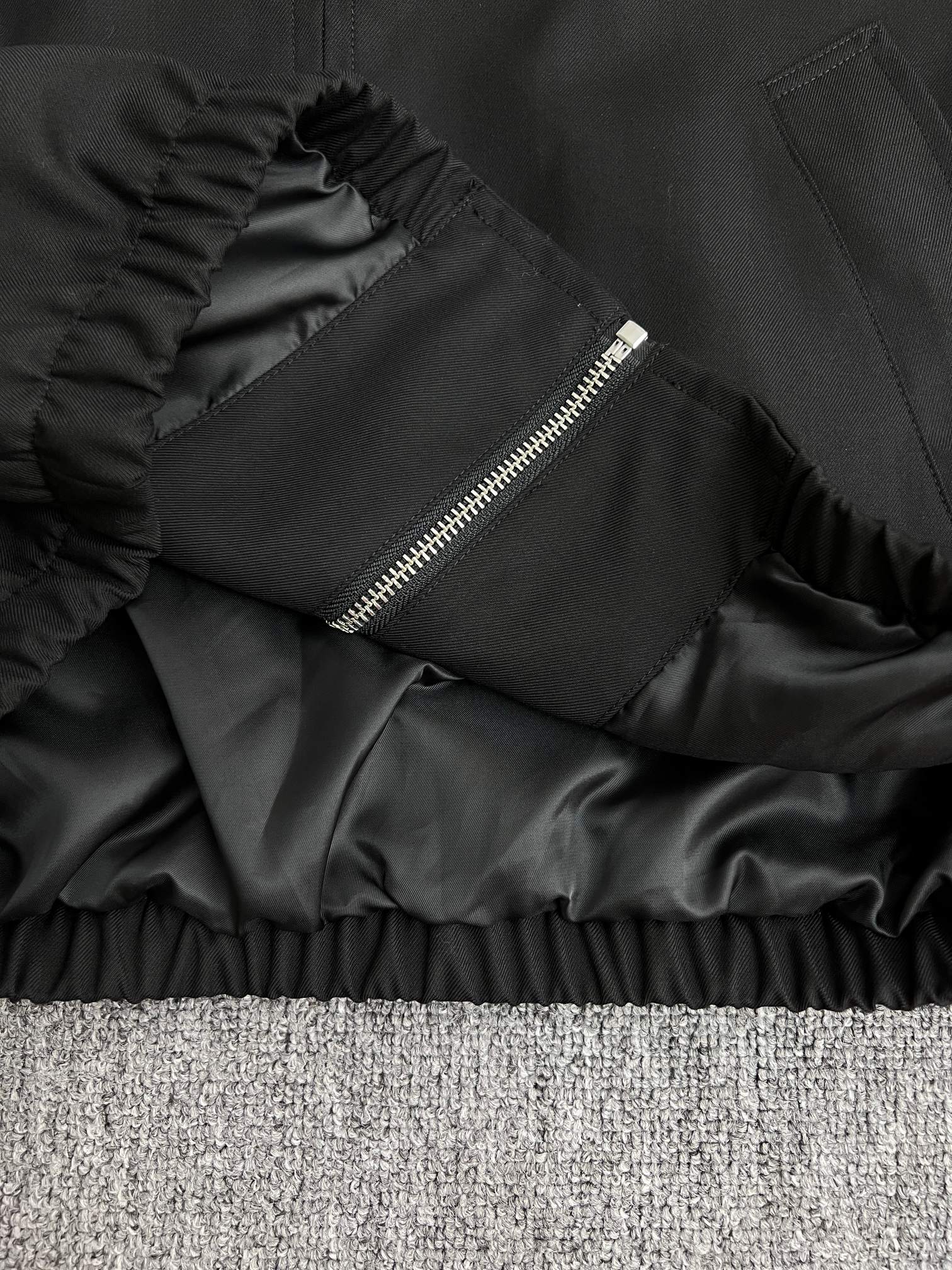 CELINE Blouson in Cotton and Wool Gabardine (RV0RV777S-07MR）