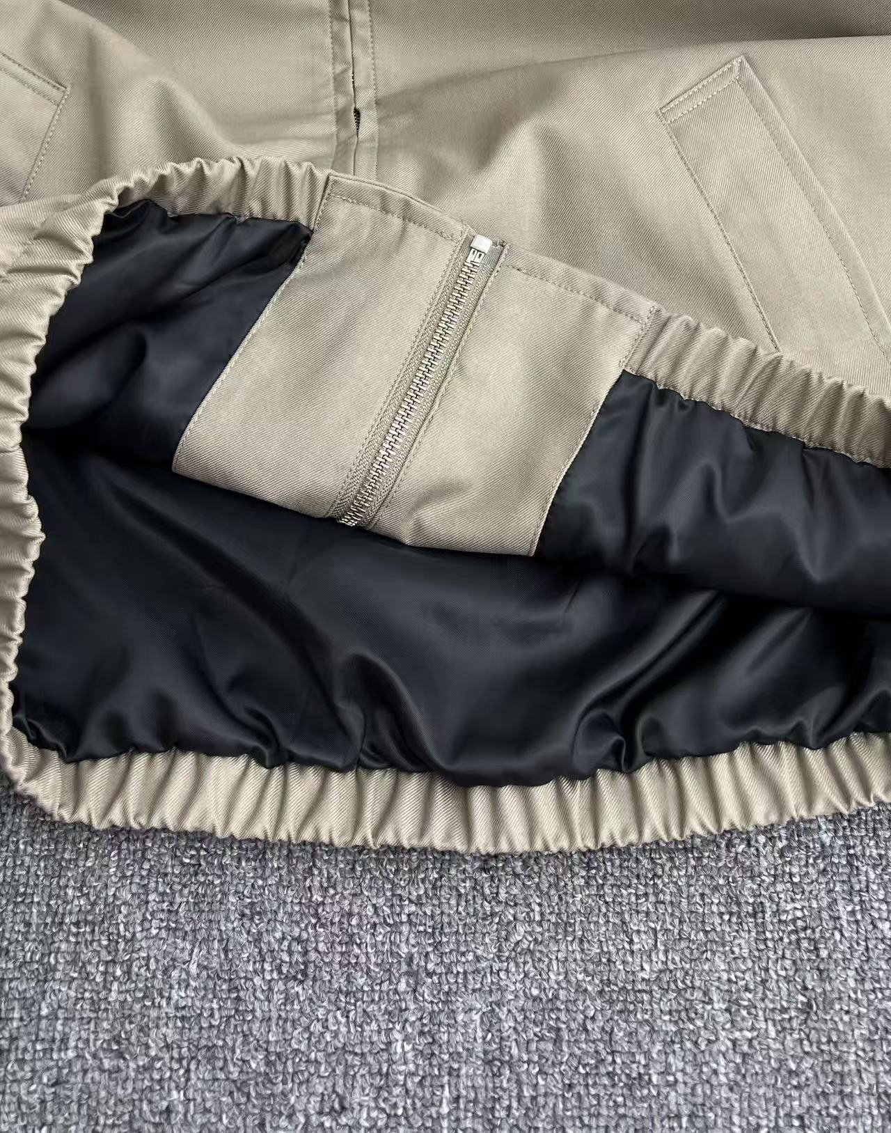 CELINE Blouson in Cotton and Wool Gabardine (RV0RV777S-07MR）