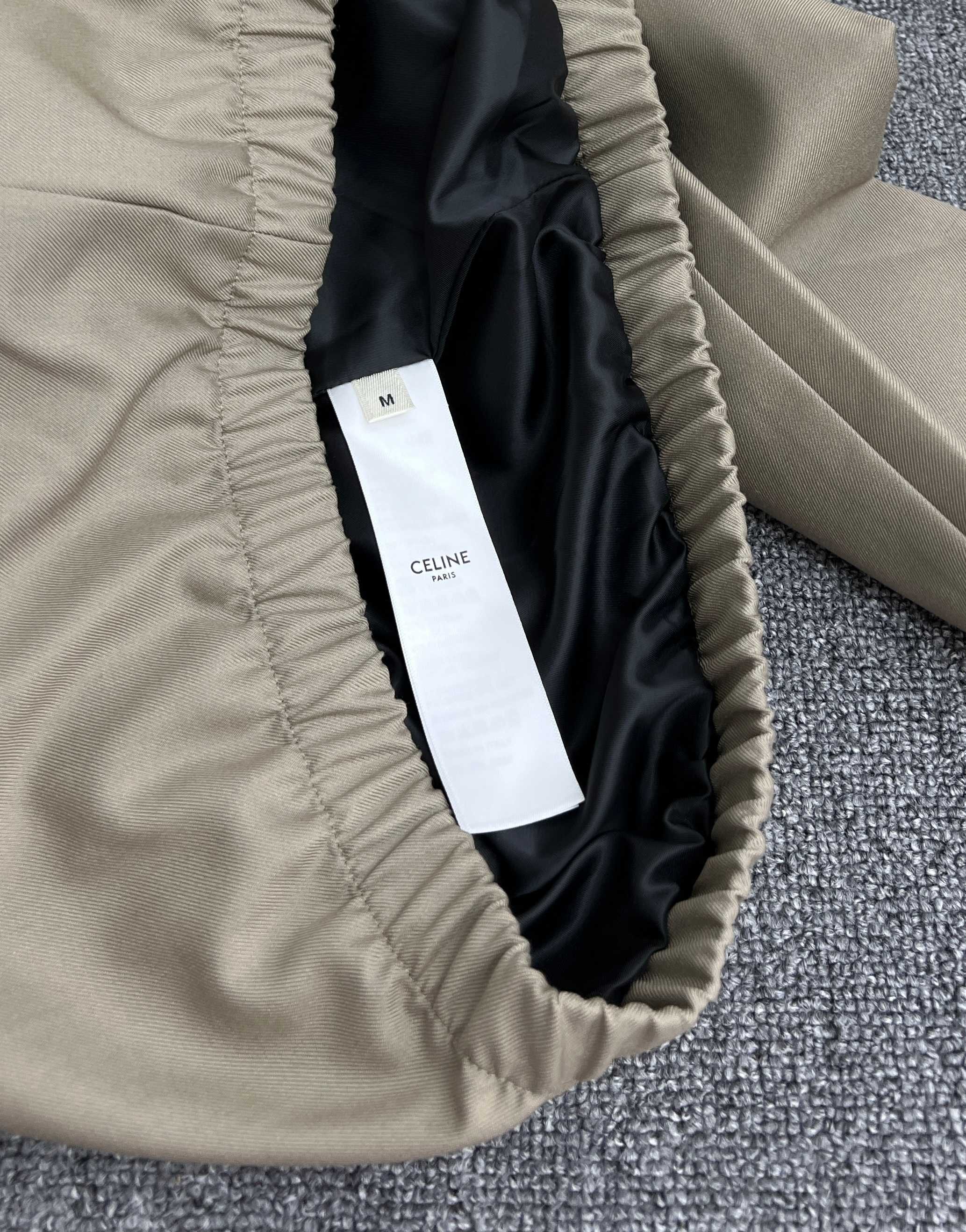 CELINE Blouson in Cotton and Wool Gabardine (RV0RV777S-07MR）