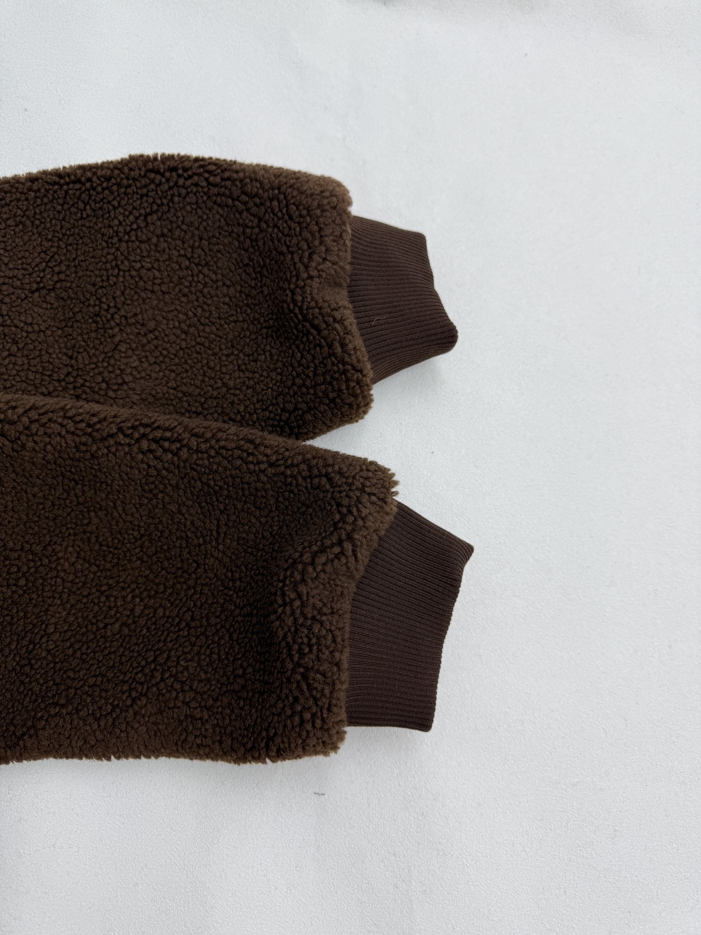 Louis Vuitton zip-up suede belted jacket（1AJTU1）