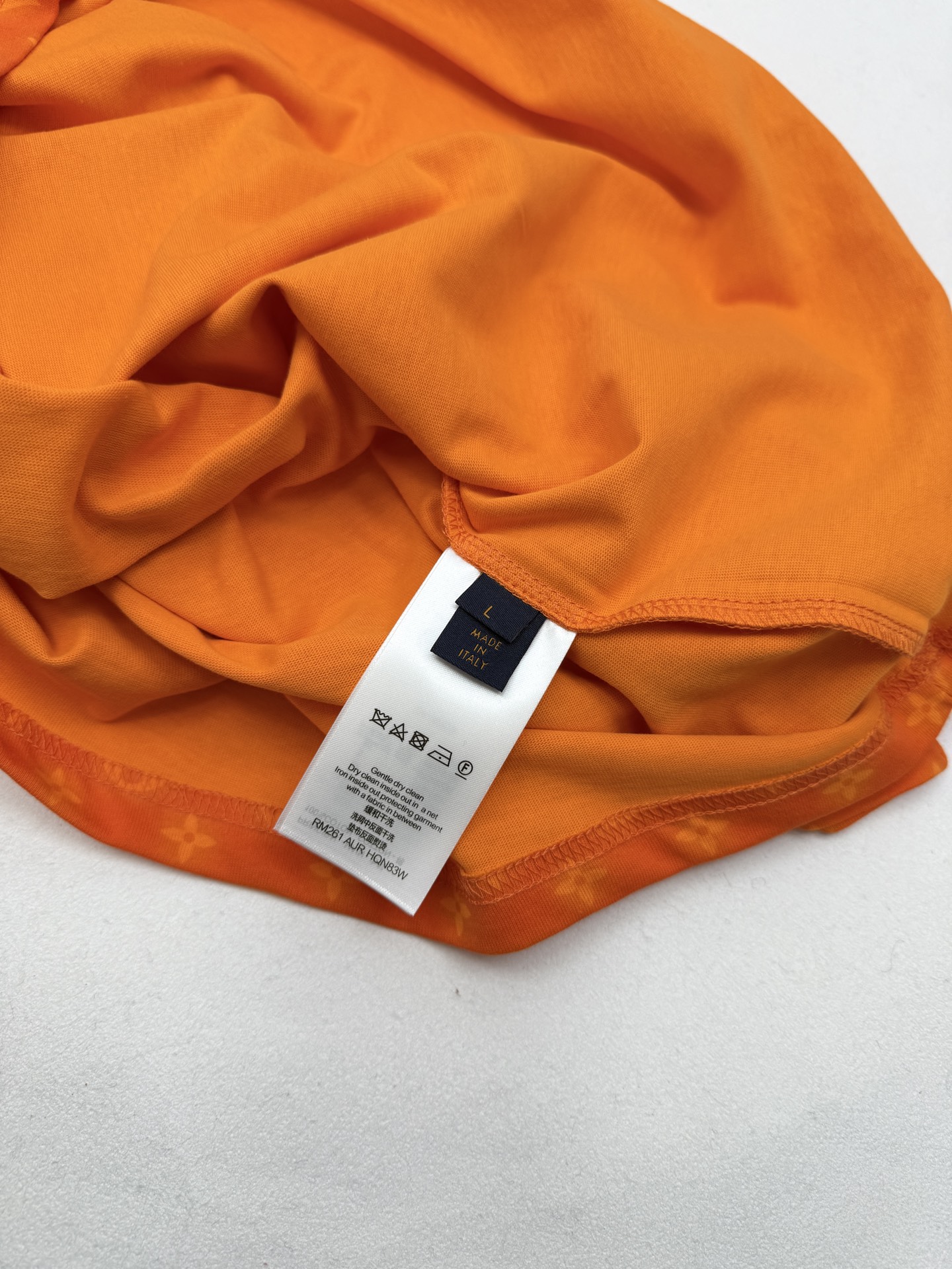 LOUIS VUITTON Monogram Pattern Short-Sleeve T-Shirt（1AJCSW）