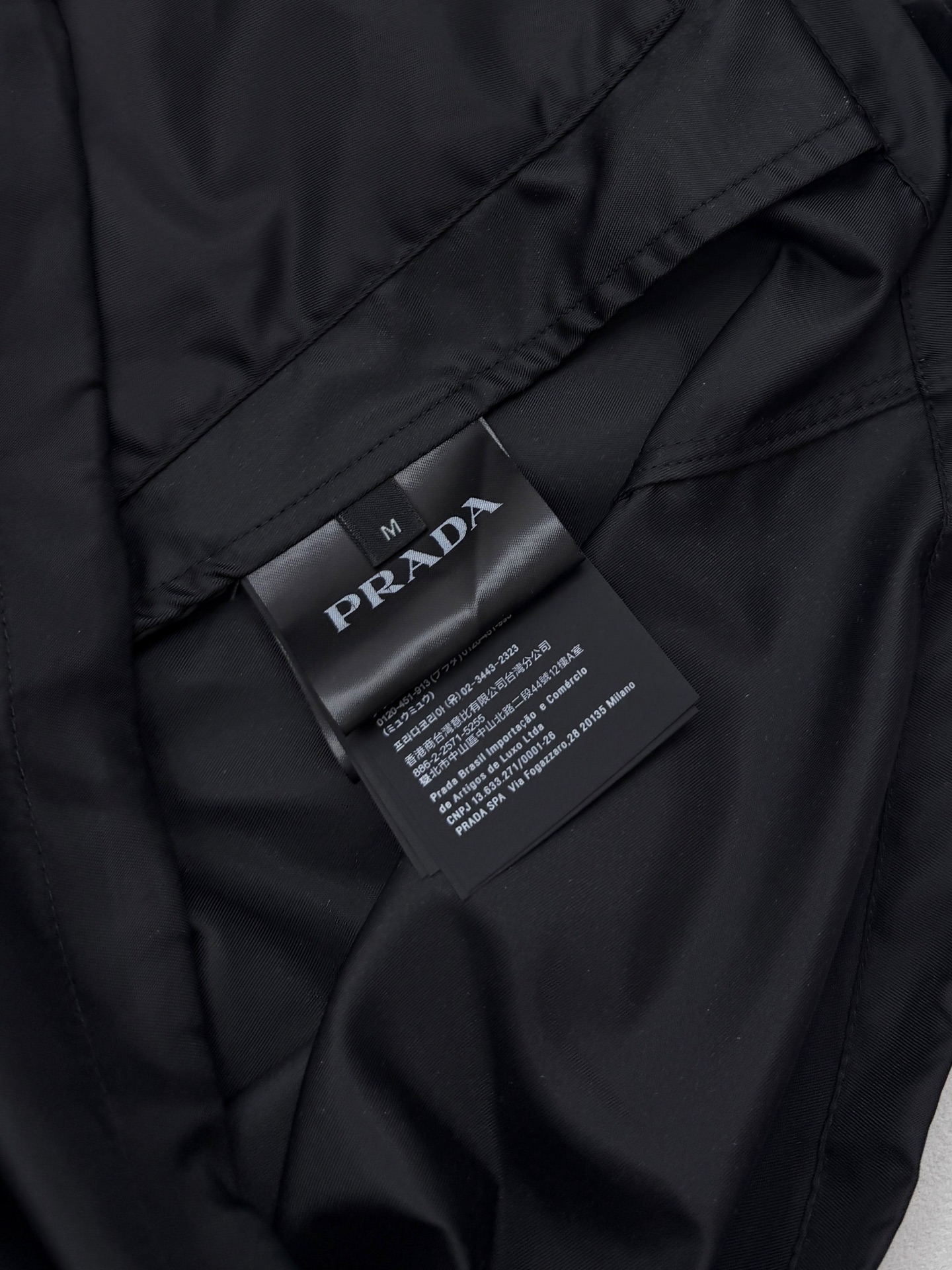 Prada Re-Nylon hooded blouson jacket(SGB685-1WQ8-F0002-S-211）