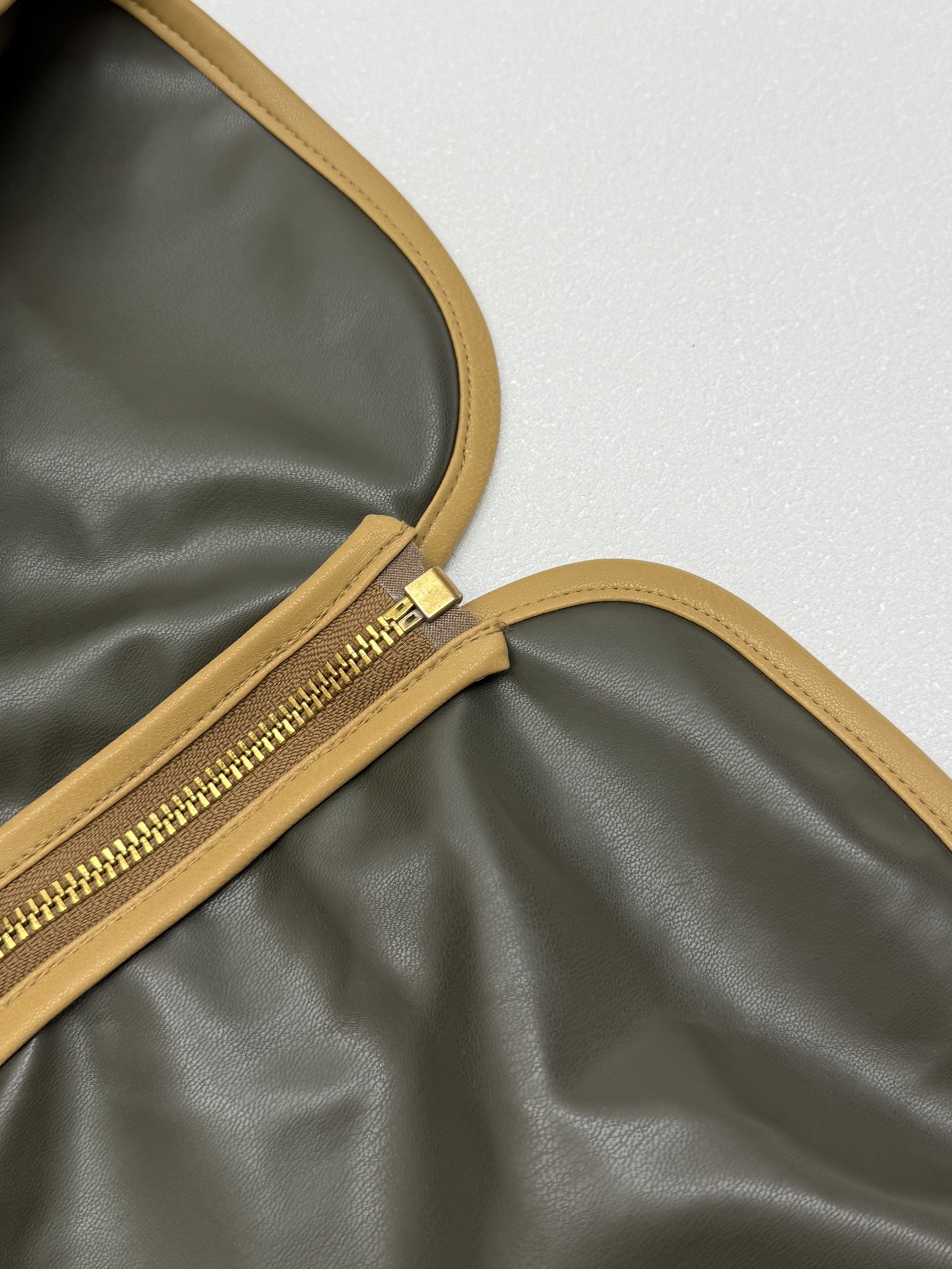 LOUIS VUITTON fleece jacket（1AJVJY）