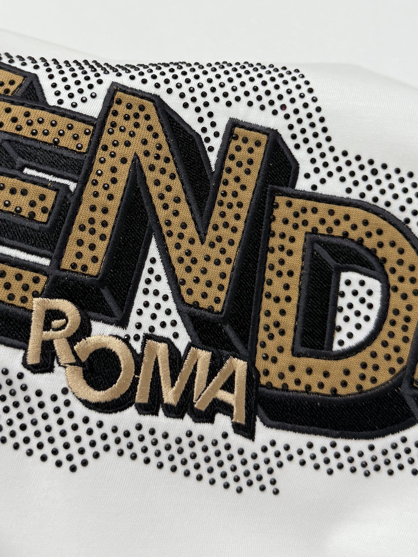 FENDI logo-print T-shirt  (FY1319AW0WF0QA0）