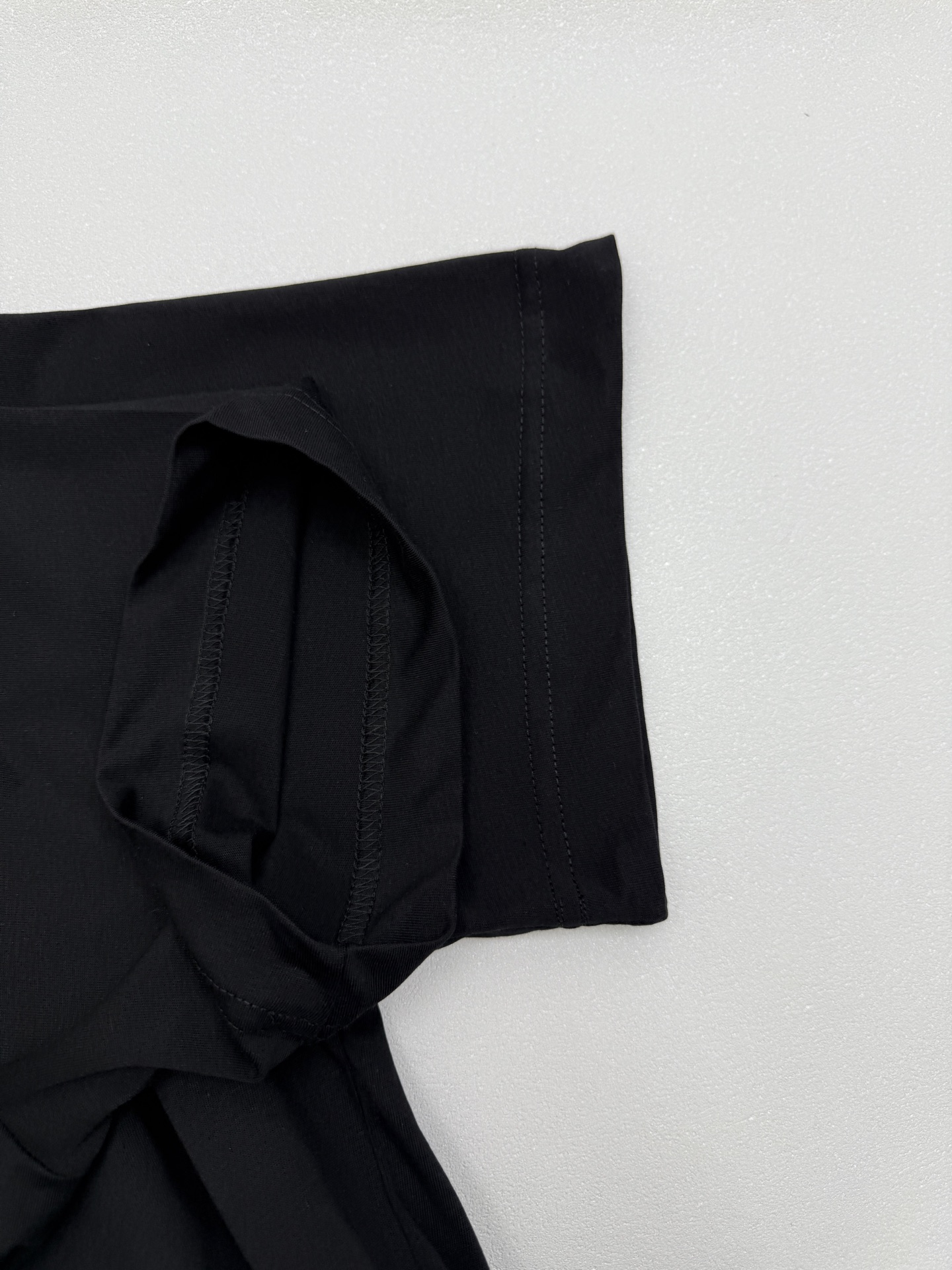 FENDI logo-print T-shirt  (FY1319AW0WF0QA0）