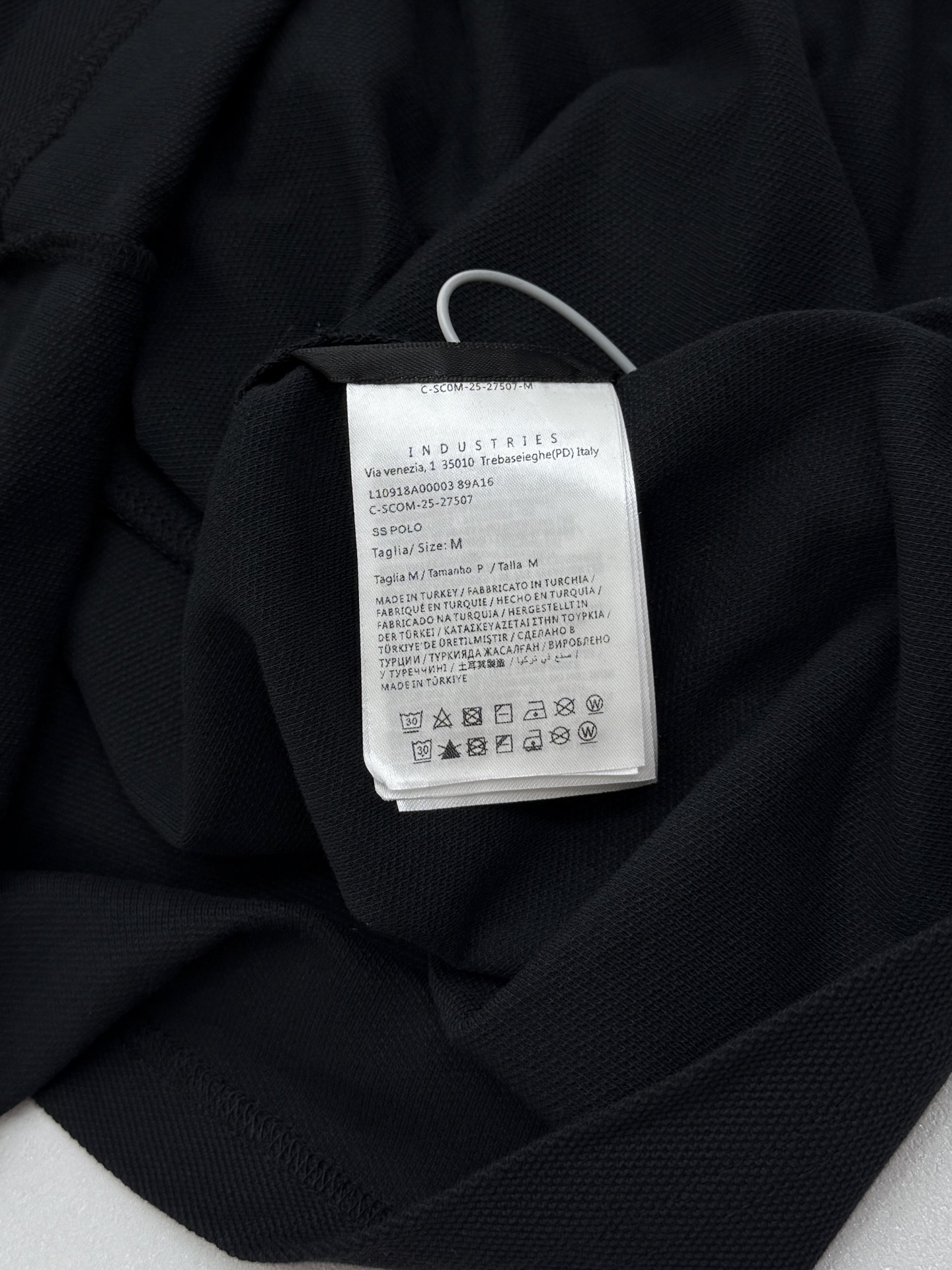 MONCLER Men's Embroidered Logo Cotton Piqué Polo Shirt（L10918A0000389A16999）