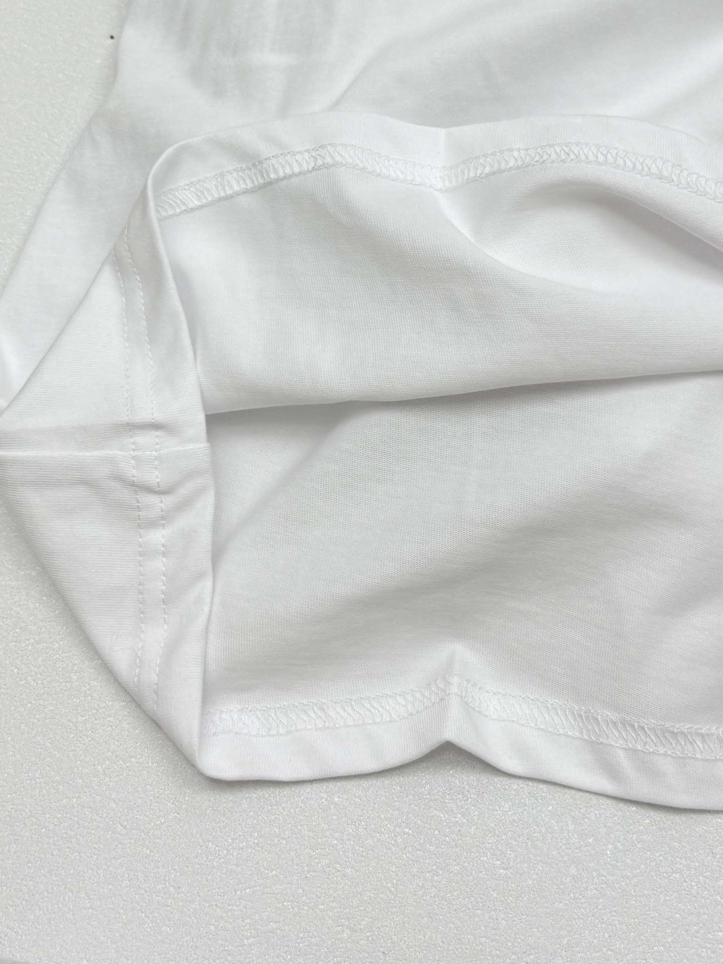 Miu Miu T-Shirt With Logo（MJN545-146Z-F0UB0）