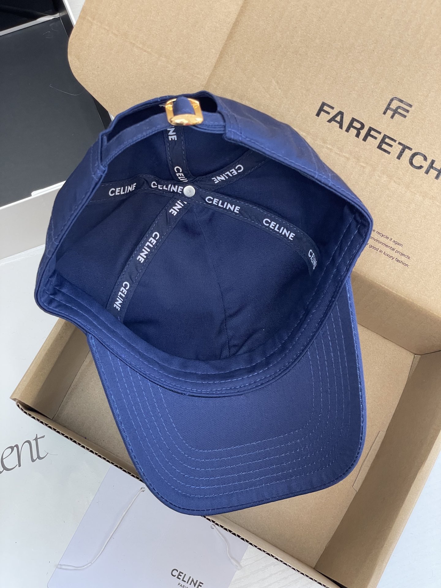 CELINE BASEBALL CAP IN COTTON（2AUA1242N.38NO）