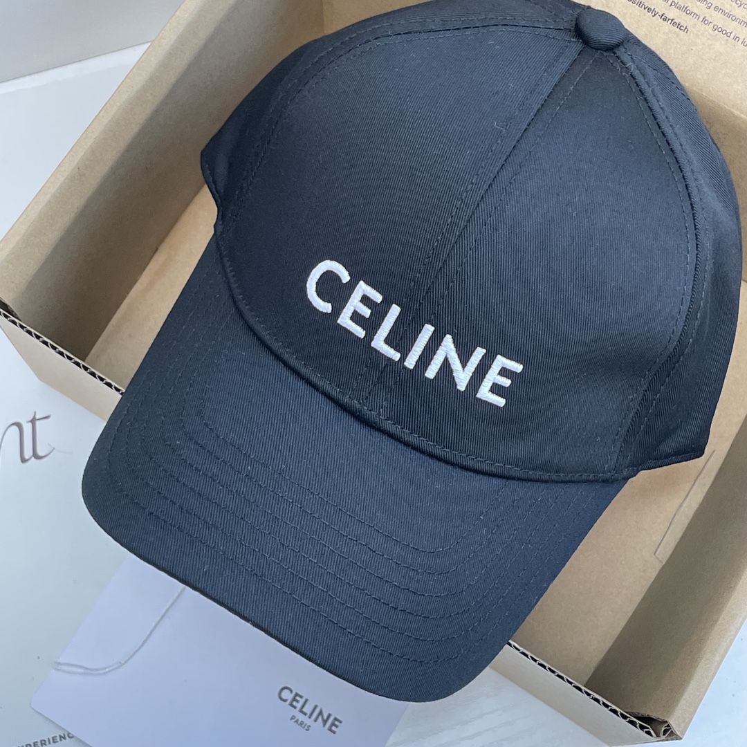 CELINE BASEBALL CAP IN COTTON（2AUA1242N.38NO）
