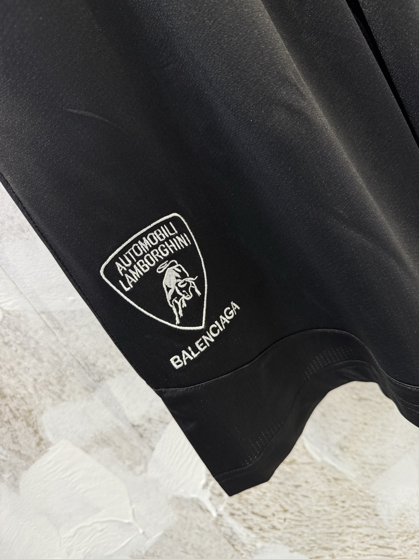 BALENCIAGA Automobili Lamborghini Men's Baggy Shorts "Black" (777709TSVU31000）