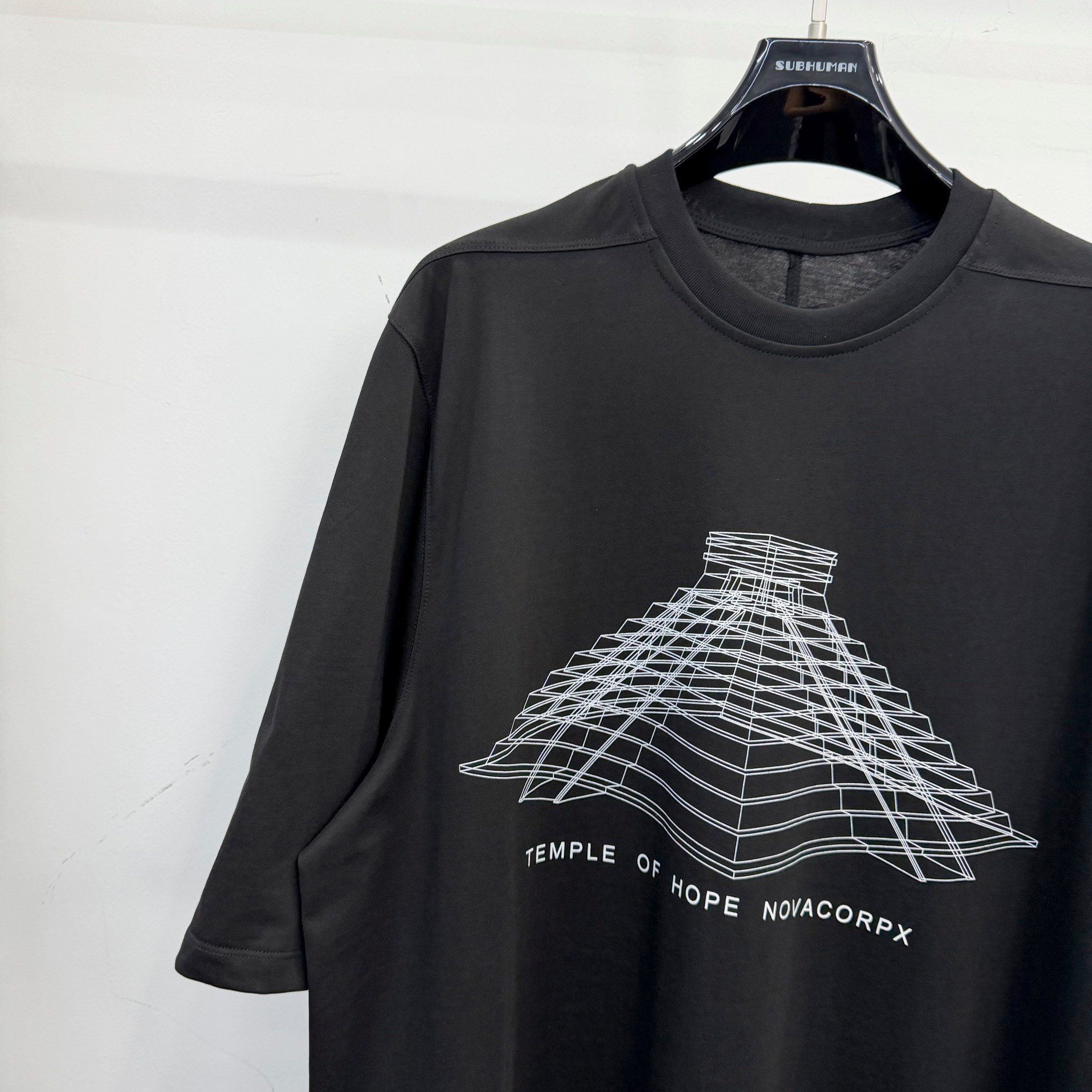 Rick Owens Graphic Print T-shirt（RR01F2232JAEP16）