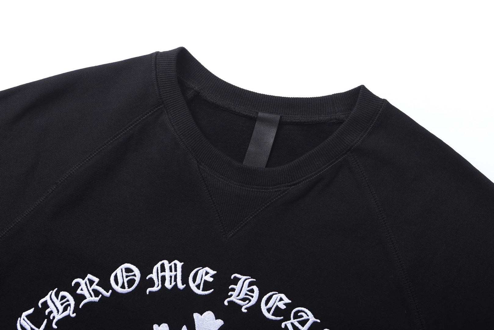 Chrome Hearts Y NOT Cemetery Cross Embroidered Crew Neck Fleece Long Sleeve Sweatshirt (CH-20262128）