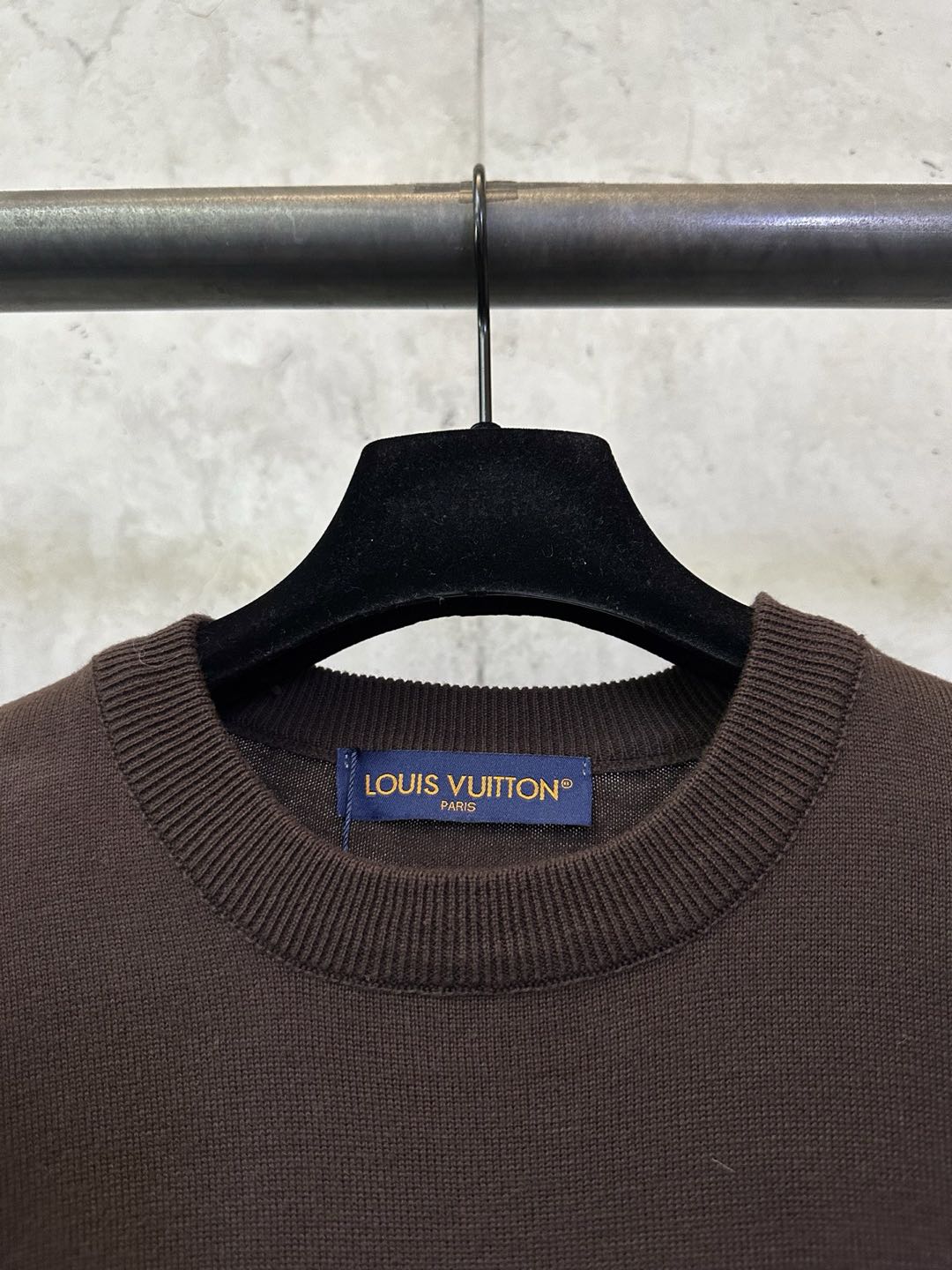 Louis Vuitton box embroidery t-shirt（435506）