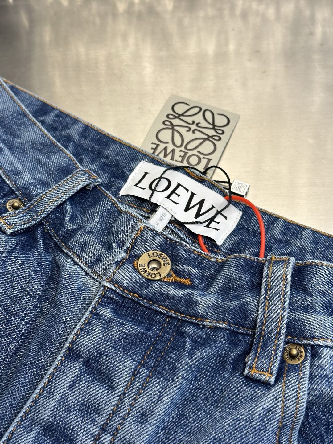 LOEWE Anagram Loose-fitting Jeans (H526Y11X71-5475）