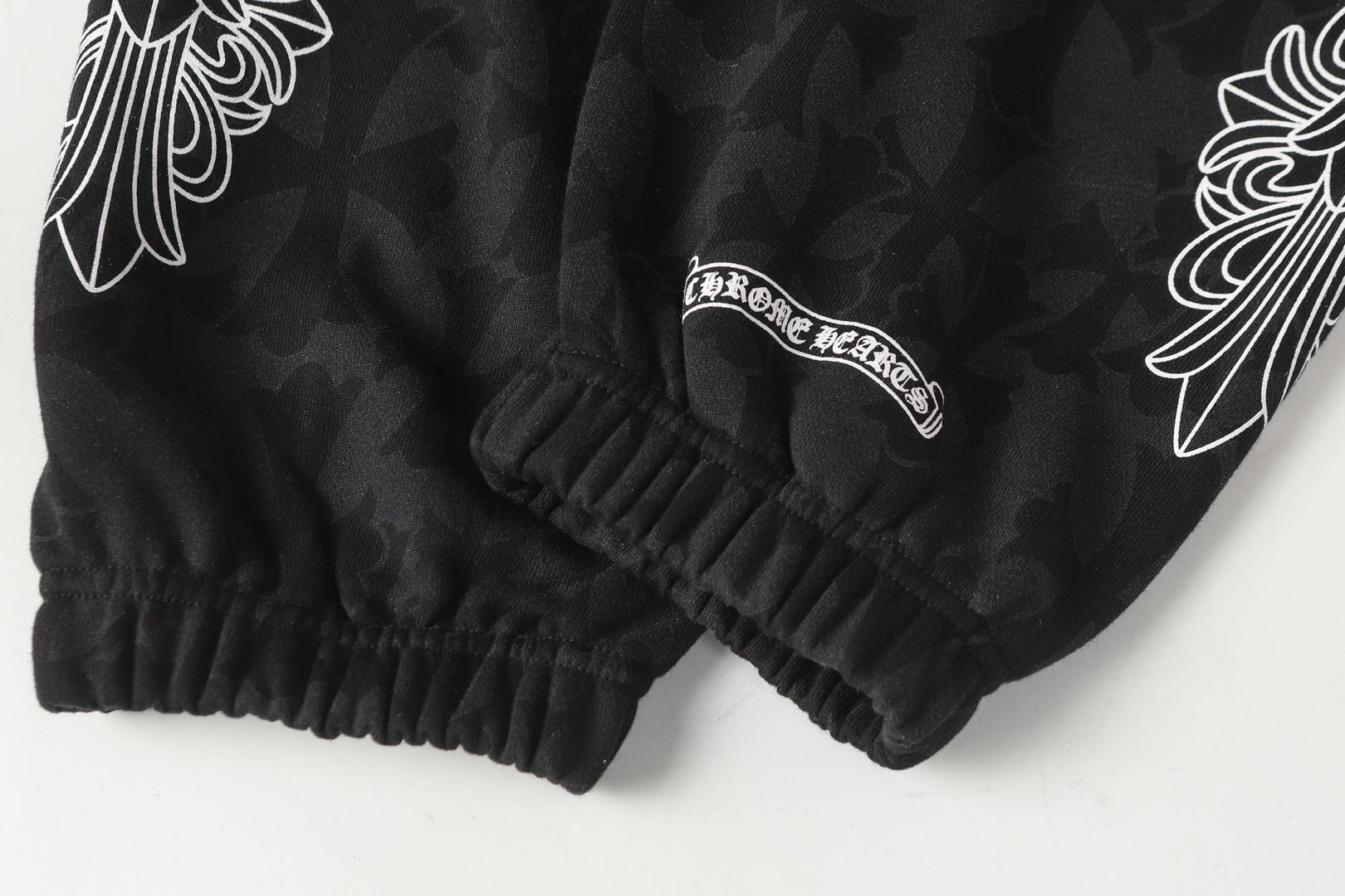 Chrome Hearts Cross Print Sweatpants（CH-T20260026）