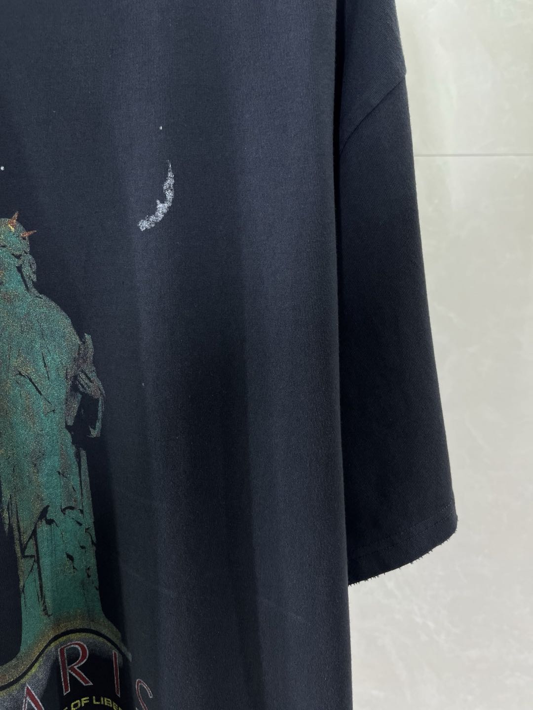 BALENCIAGA Paris Liberty T-Shirt Medium Fit in Vintage Jersey "Black"(764235TQVR91083）