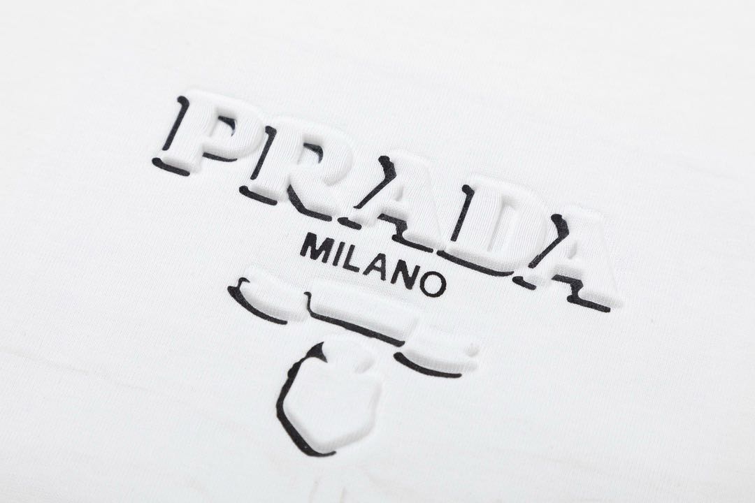 PRADA Cotton T-shirt white（UJN896-14K7-F0009-S-OOO）