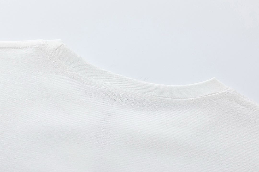 PRADA Cotton T-shirt white（UJN896-14K7-F0009-S-OOO）