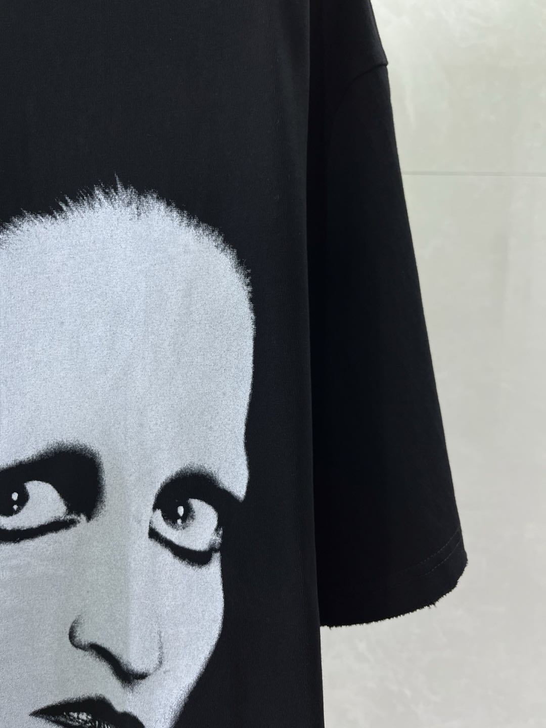 [Copy]BALENCIAGA Music | Mina Series T-Shirt Oversized "Black/White"（787349TQVZ31083）