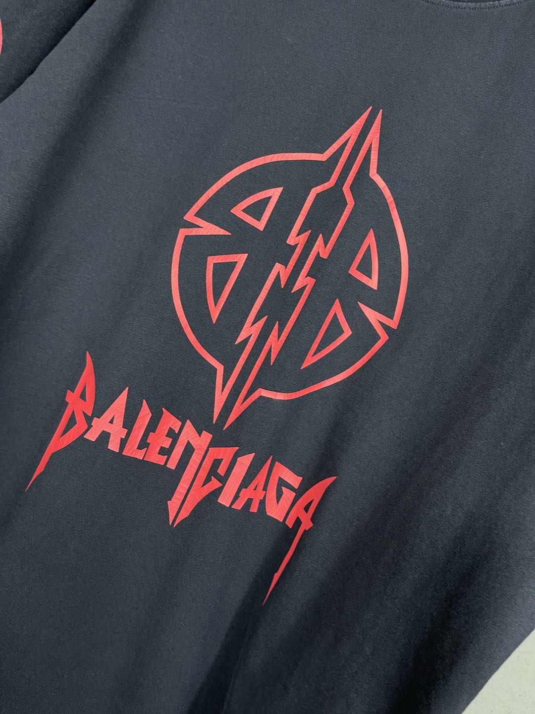 Balenciaga Metal BB Stencil T-shirt 'Black Red' (764235TPVI21568）
