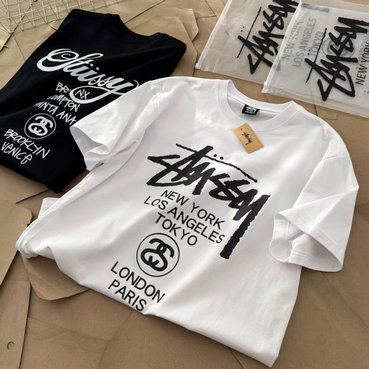 Stussy World Tour Tee "White" (23SS）（3903792）