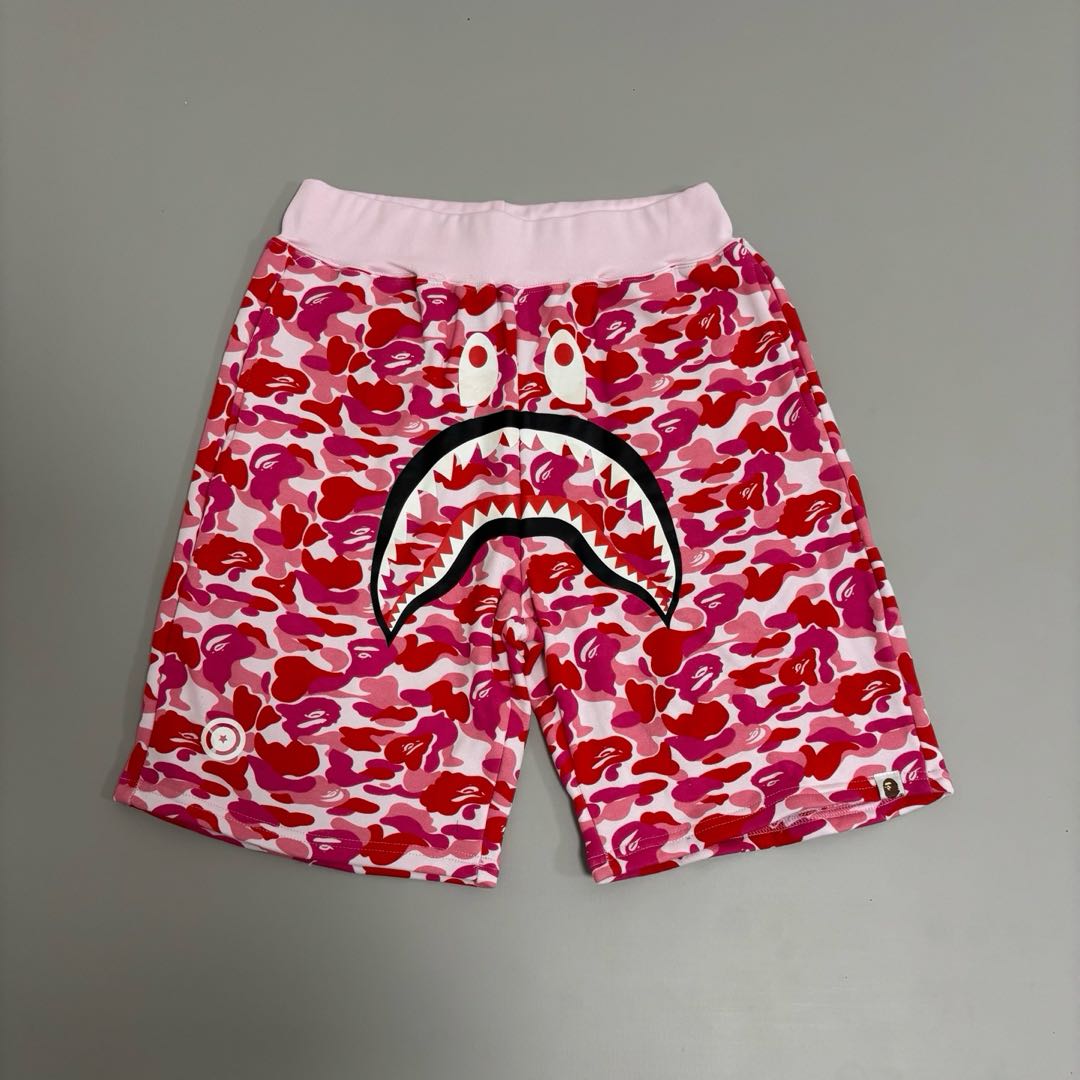 BAPE Space Camo Shark Sweat Shorts (SS21) White（1F30-153-006）