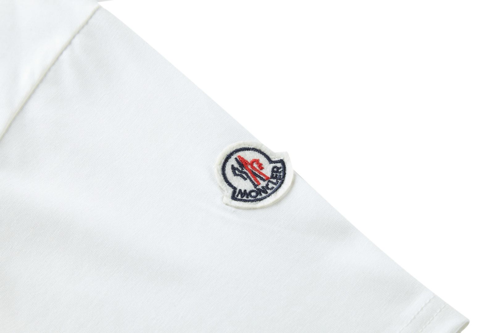 Moncler White Logo Cotton T-shirt（K10918C0001189AJS034）