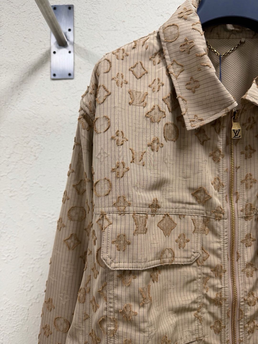 Louis Vuitton Monogram Ripstop Zip Overshirt（1AK6N7）