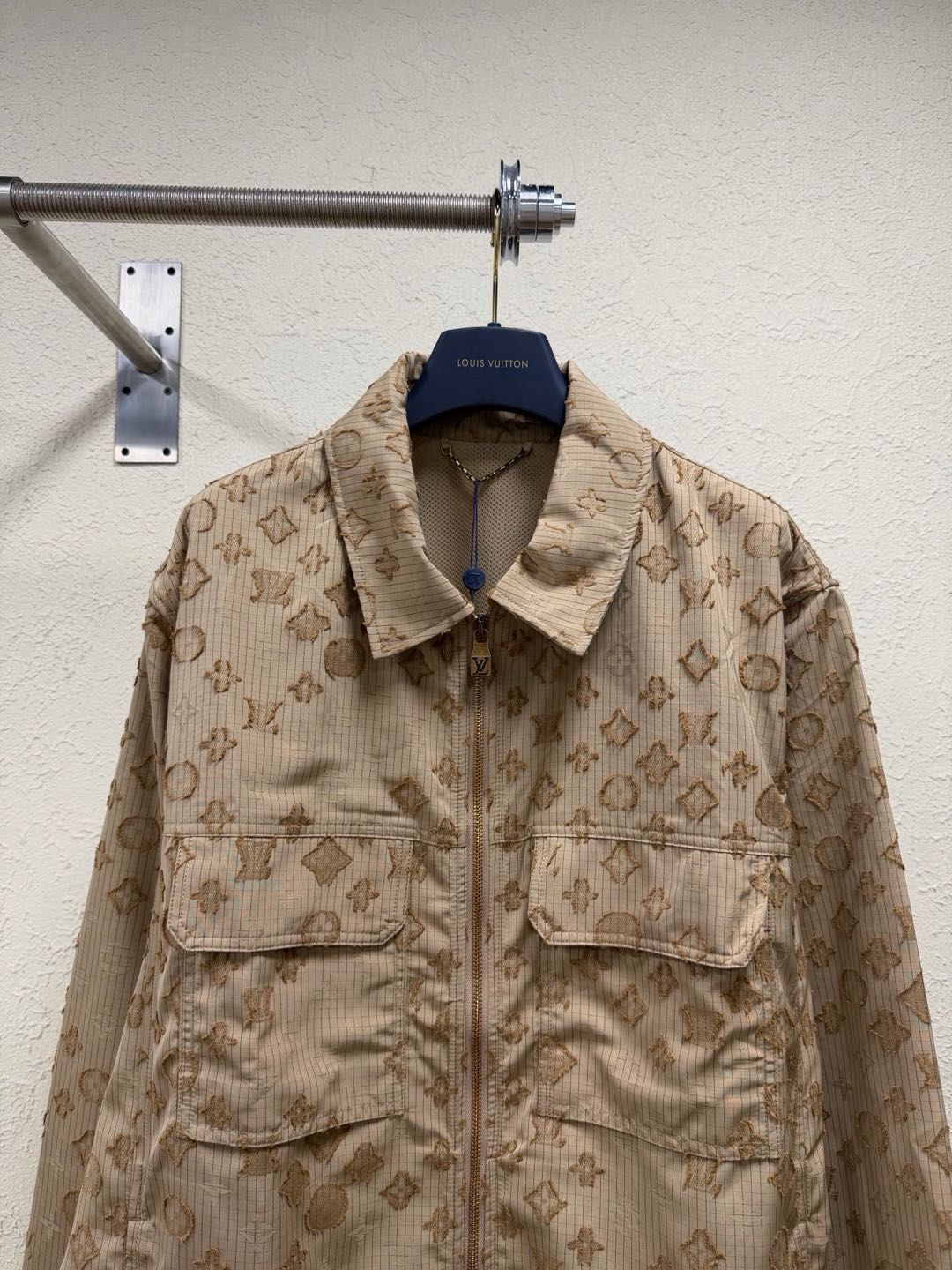 Louis Vuitton Monogram Ripstop Zip Overshirt（1AK6N7）