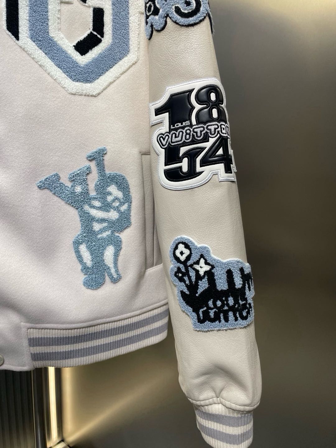 【S】Louis Vuitton Patchwork Varsity Jacket（1AAHHG）