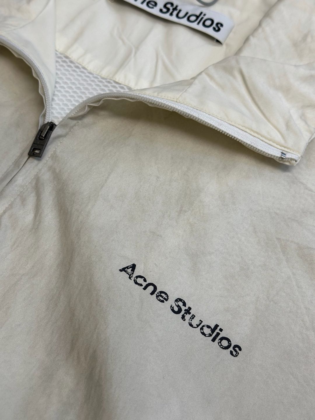 Acne Studios Logo zip-up jacket (B90791-900）