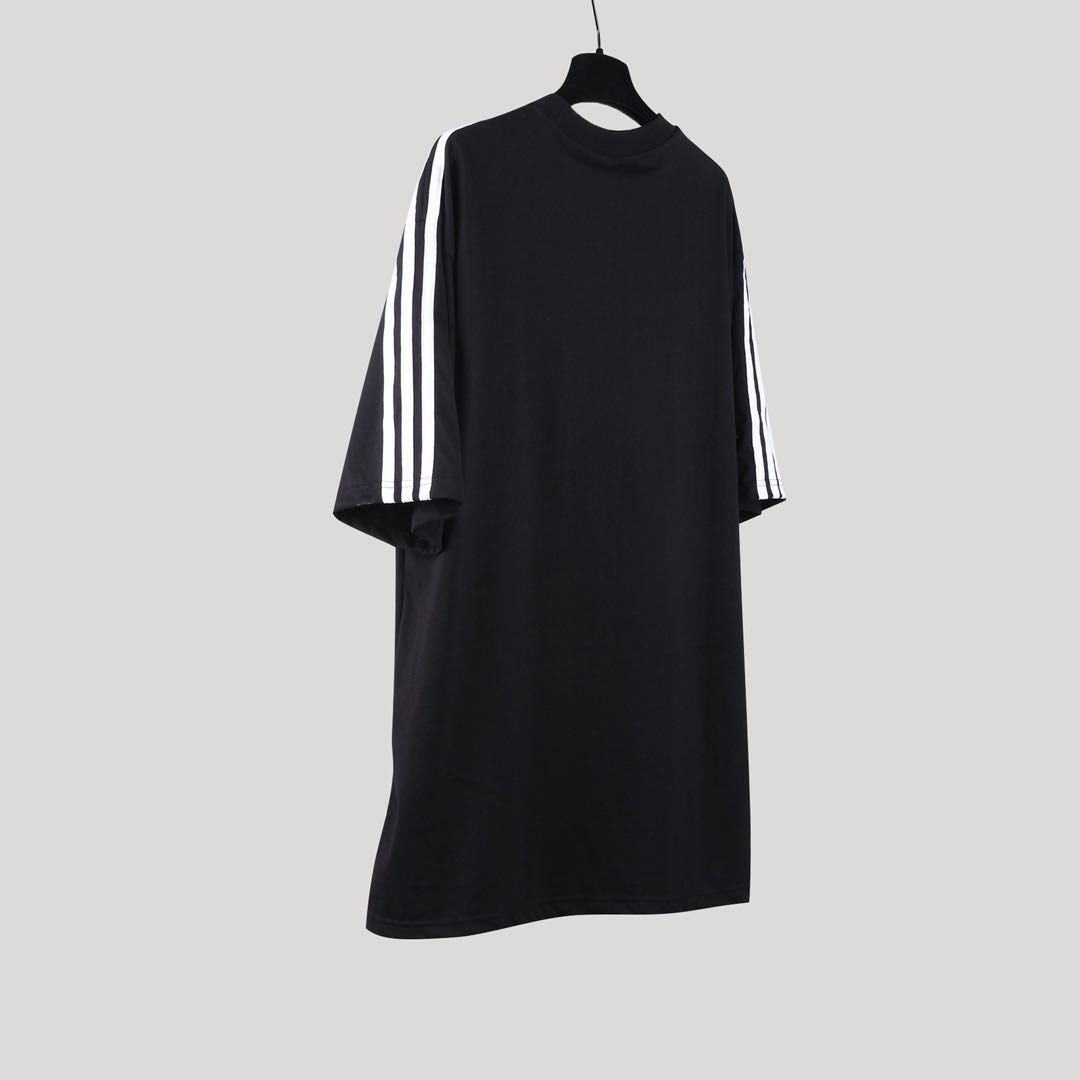 Balenciaga x adidas T-Shirt Oversized Black（739101TNVA68482）