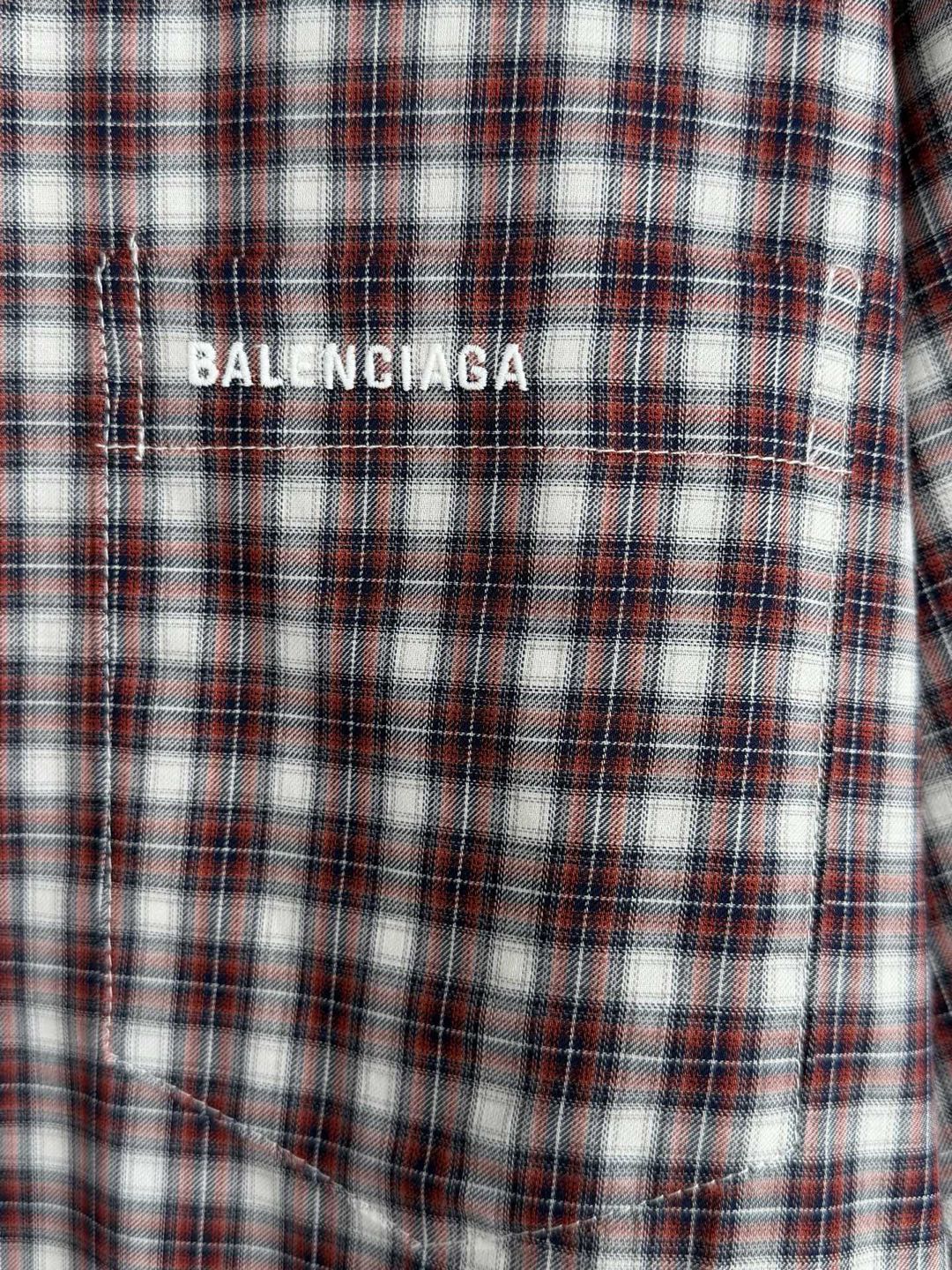 BALENCIAGA Design Sleeve Shirt "Red/Navy"(866543TUM176011）