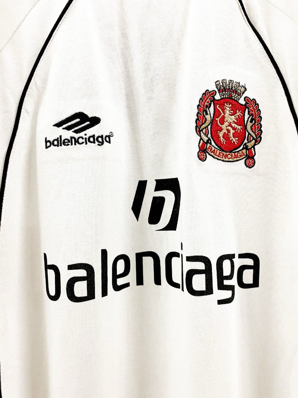 BALENCIAGA Men's Paris Soccer Long Sleeve T-Shirt Oversized "Black/White"(778972TPVT71070）