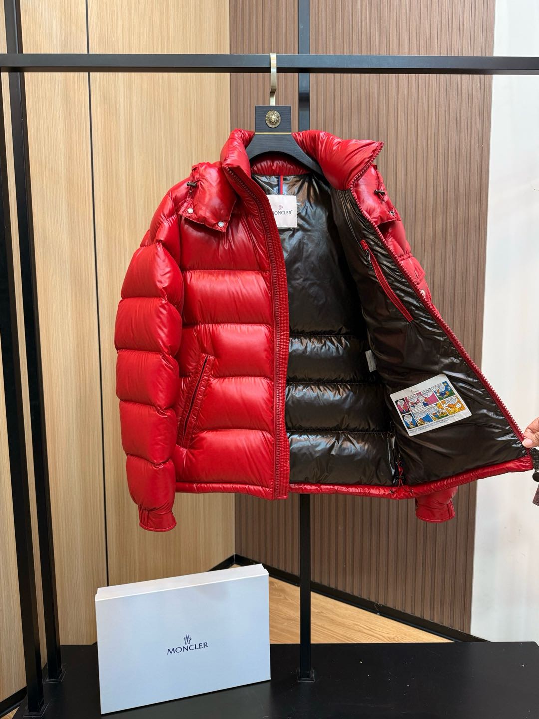 Moncler Ecrins puffer jacket - Red（11A5450068950455）